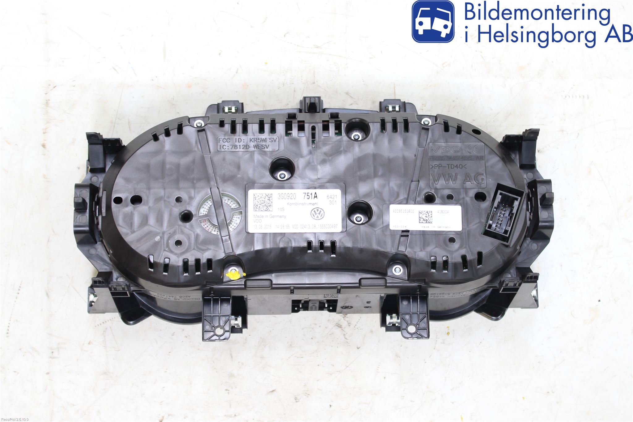Volkswagen VW PASSAT 15-19 Instrument Komb