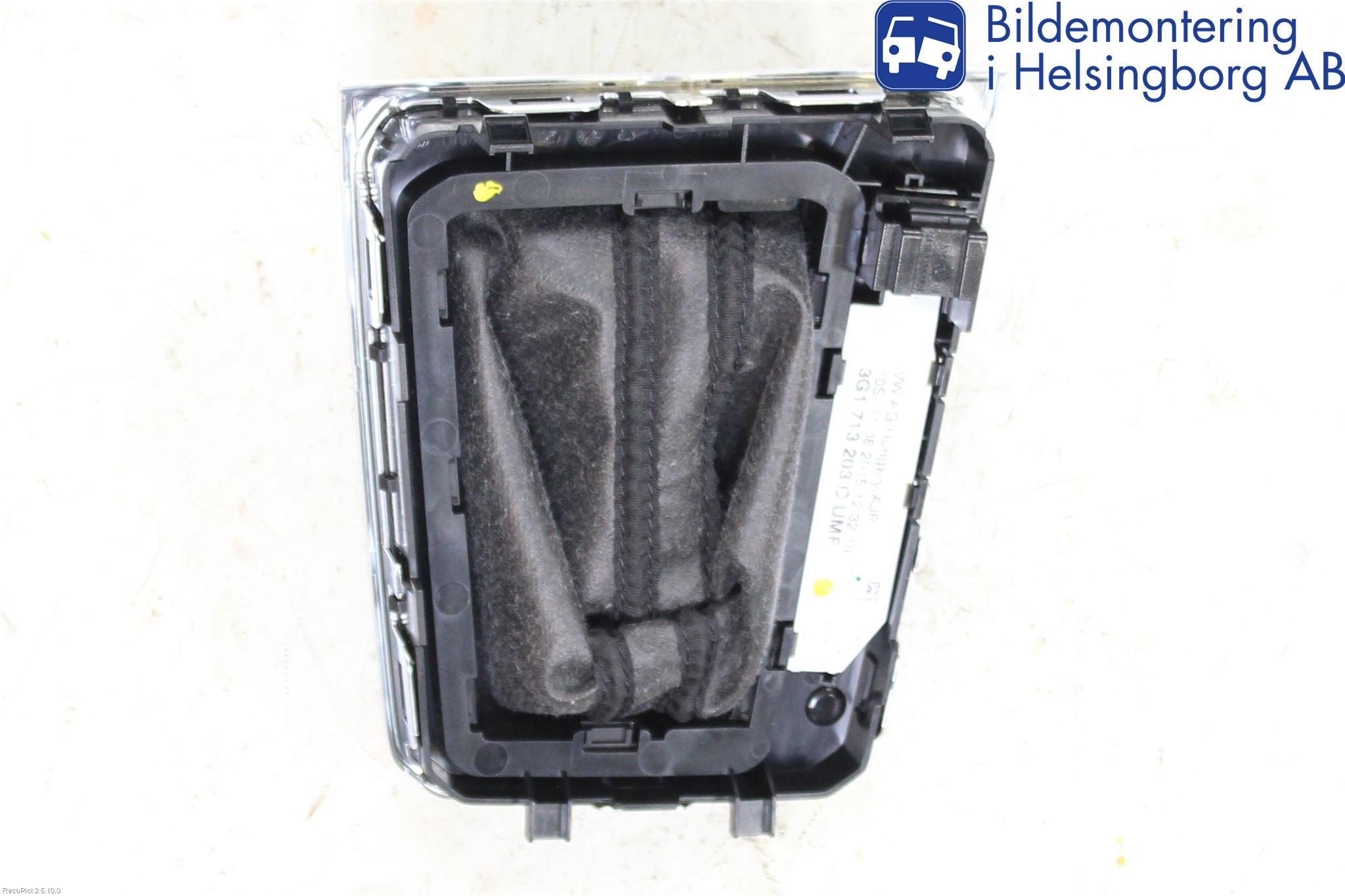 Volkswagen VW PASSAT 15-19 Växelspaksdamask