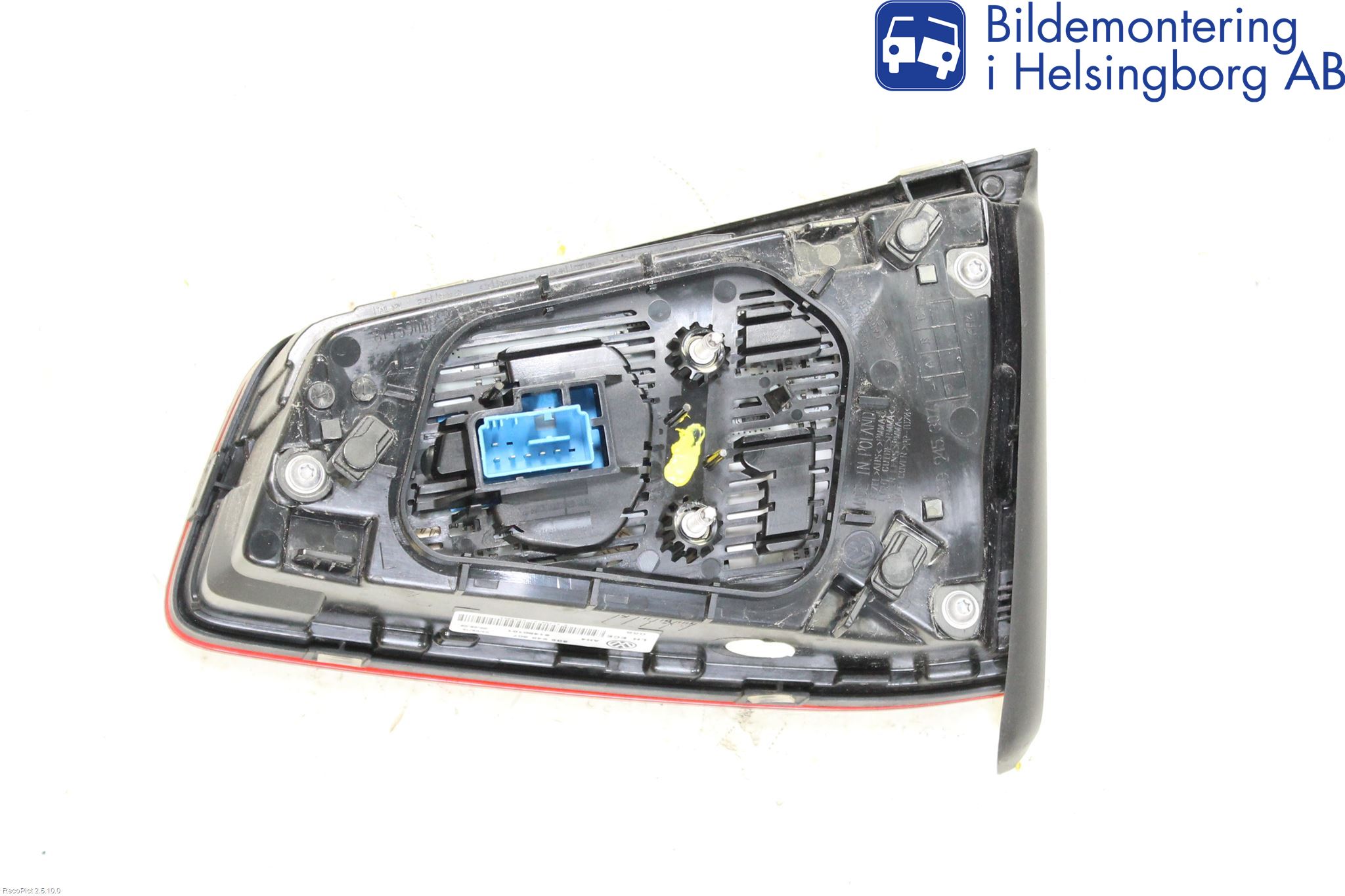 Volkswagen VW PASSAT 15-19 Bakljus Lucka Vä