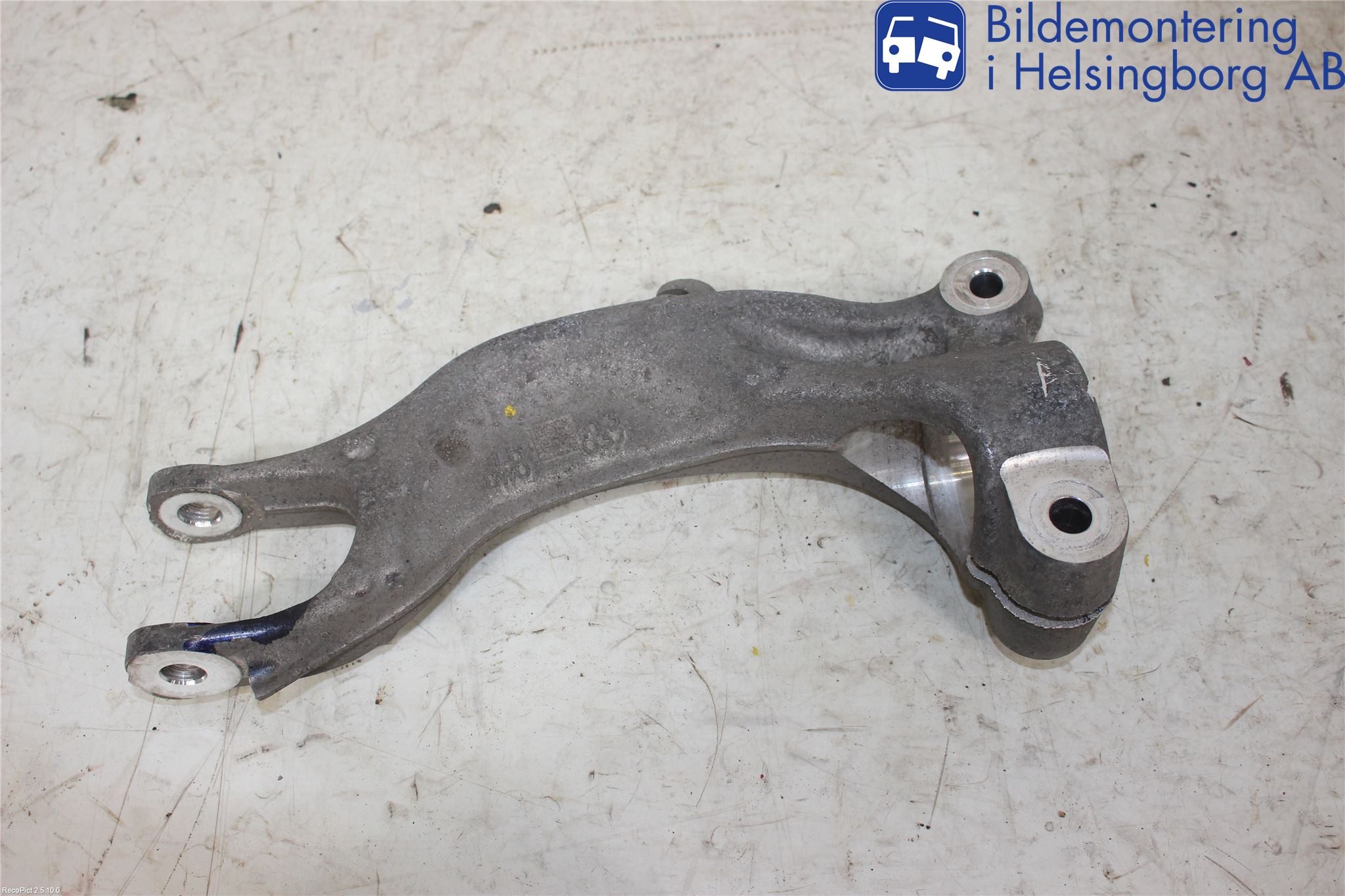 Audi A4/S4 B9 16-19 Fjäderben Fram Vänster