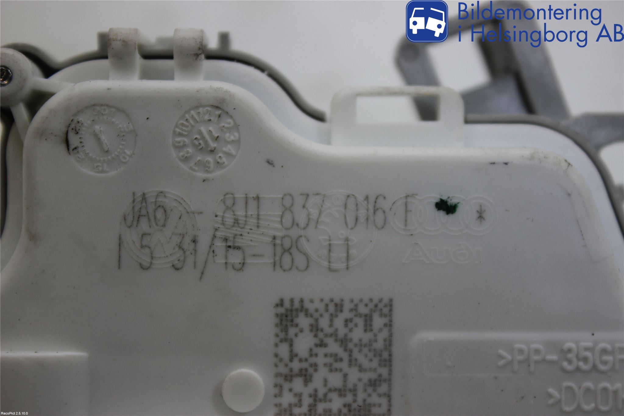 Audi A4 12-15 Centrallåsmotor Höger