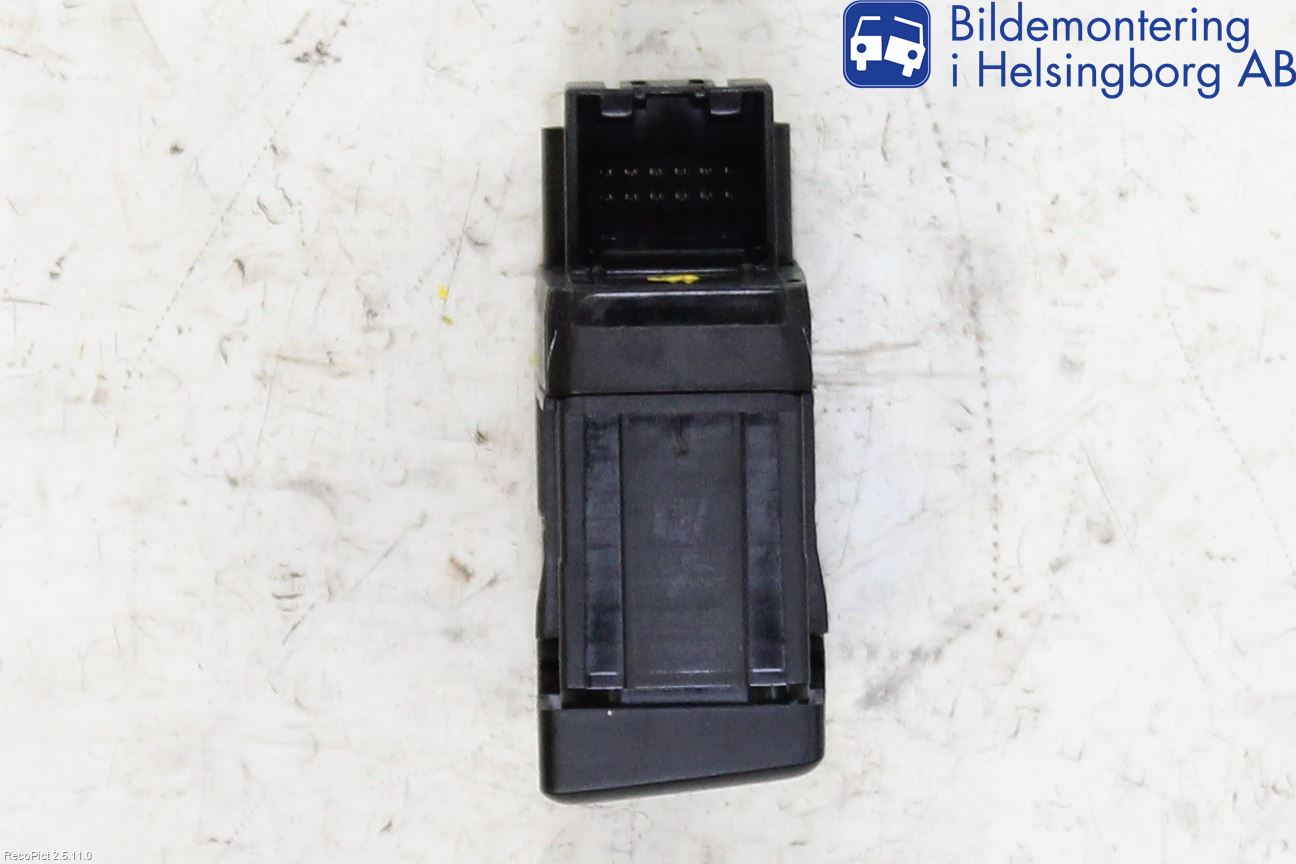 Audi A4 12-15 Strömställare Parkeringsbroms