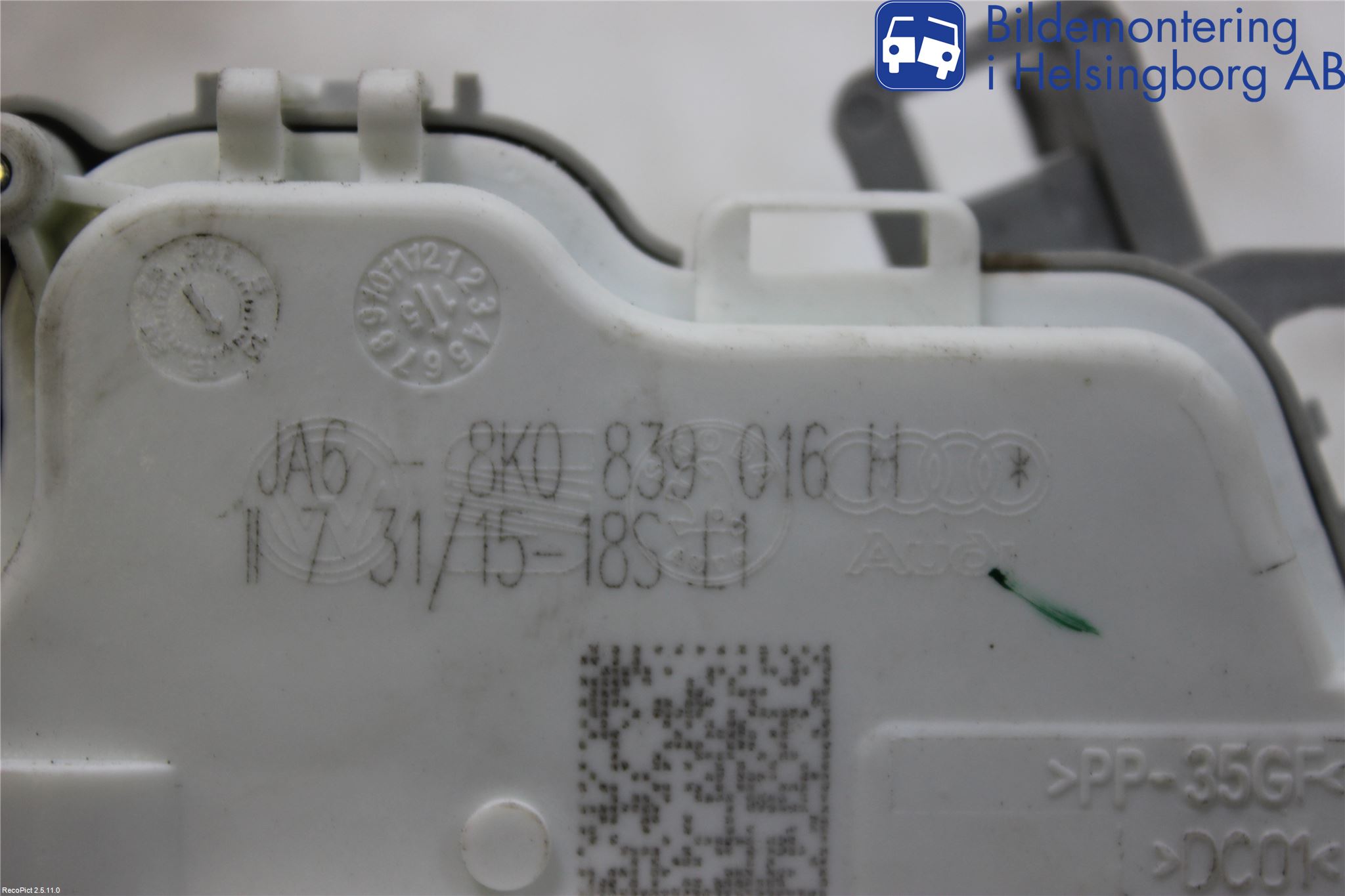 Audi A4 12-15 Centrallåsmotor Höger