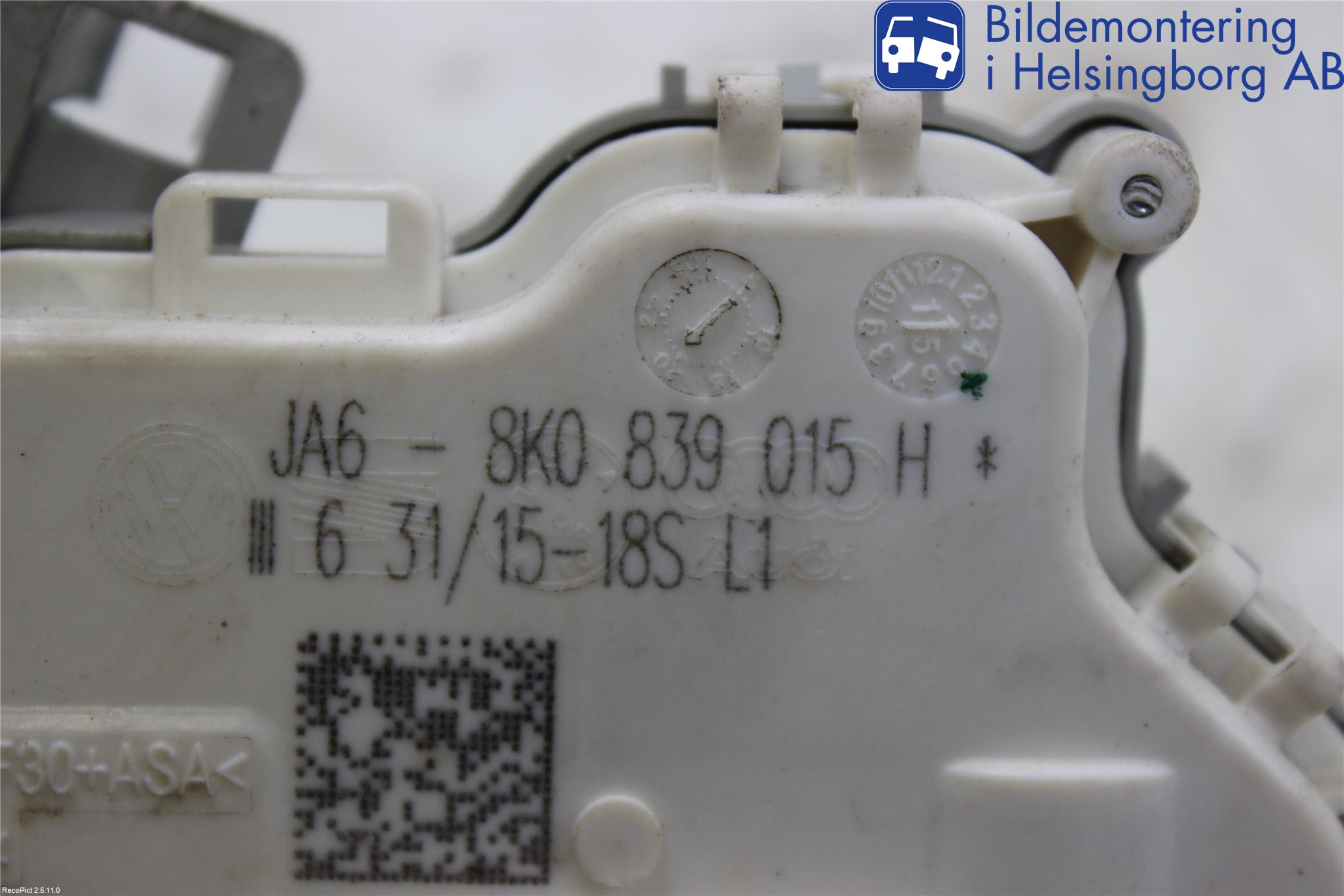 Audi A4 12-15 Centrallåsmotor Vänster