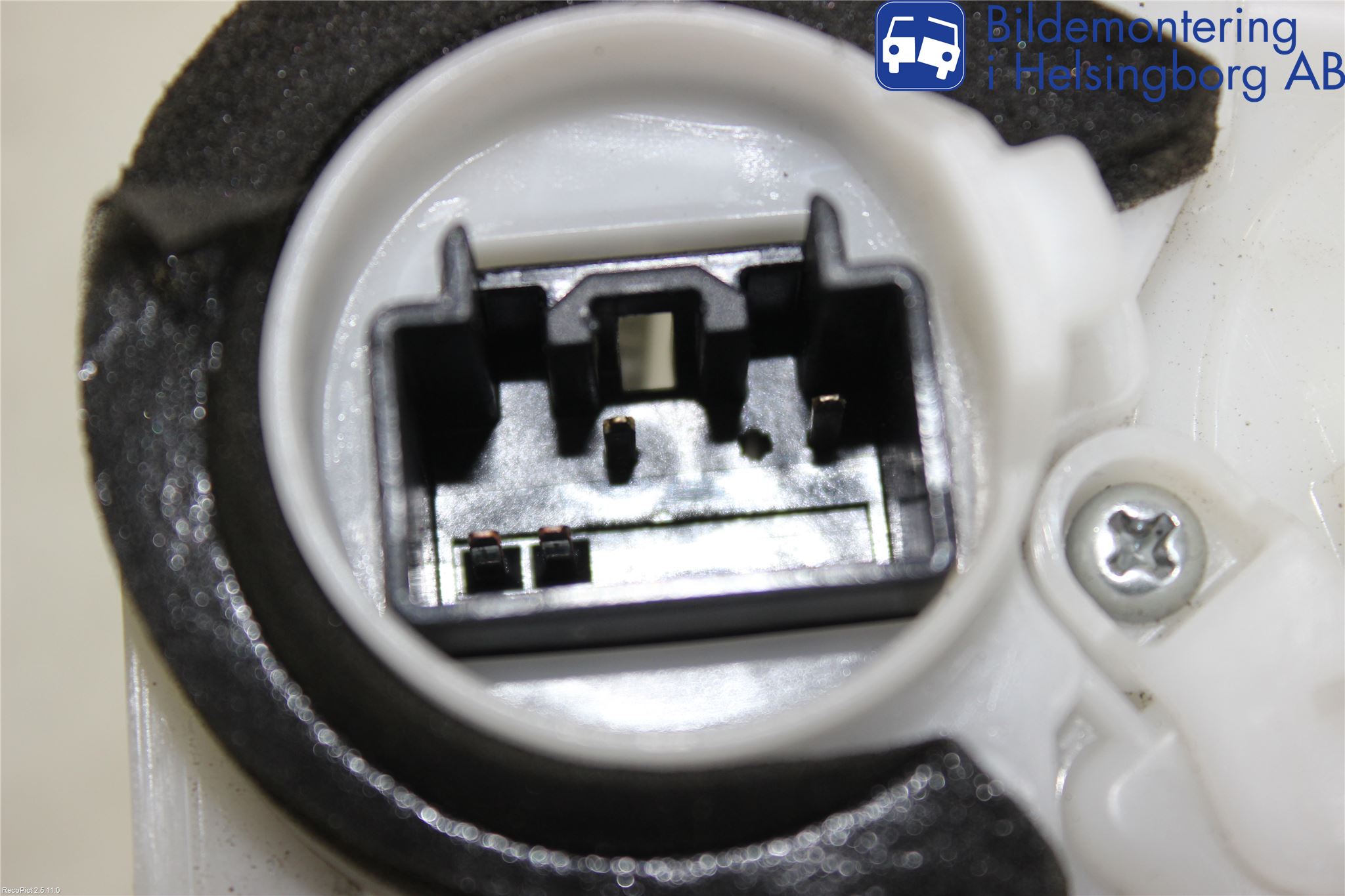 Mazda 3 II 09-13 Centrallåsmotor Vänster