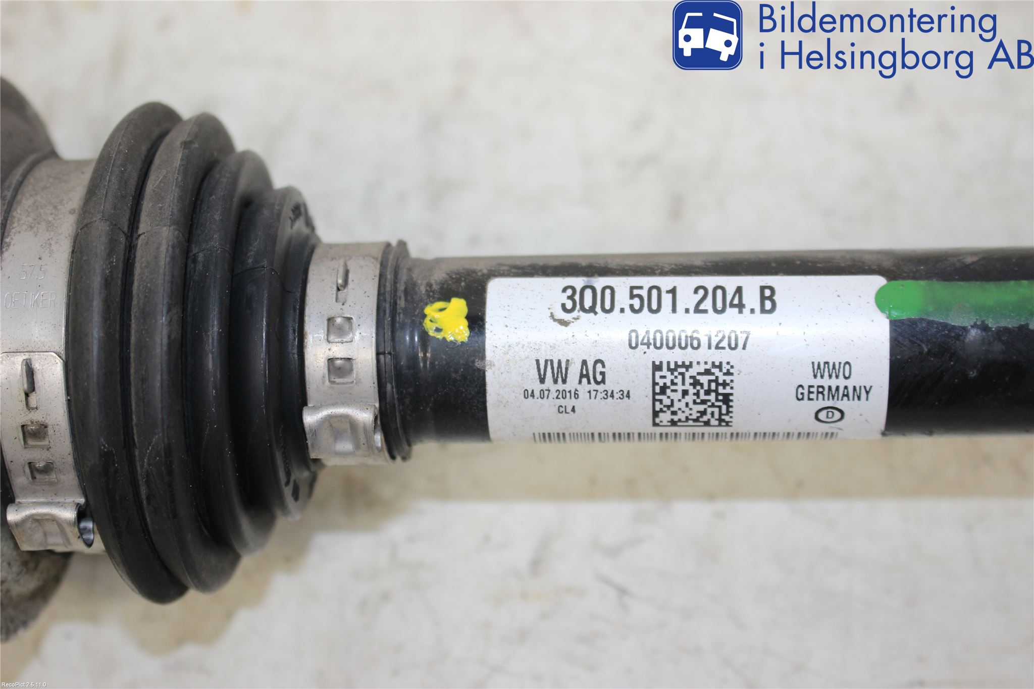 Volkswagen VW TIGUAN 16-24 Drivaxel Bak Höger