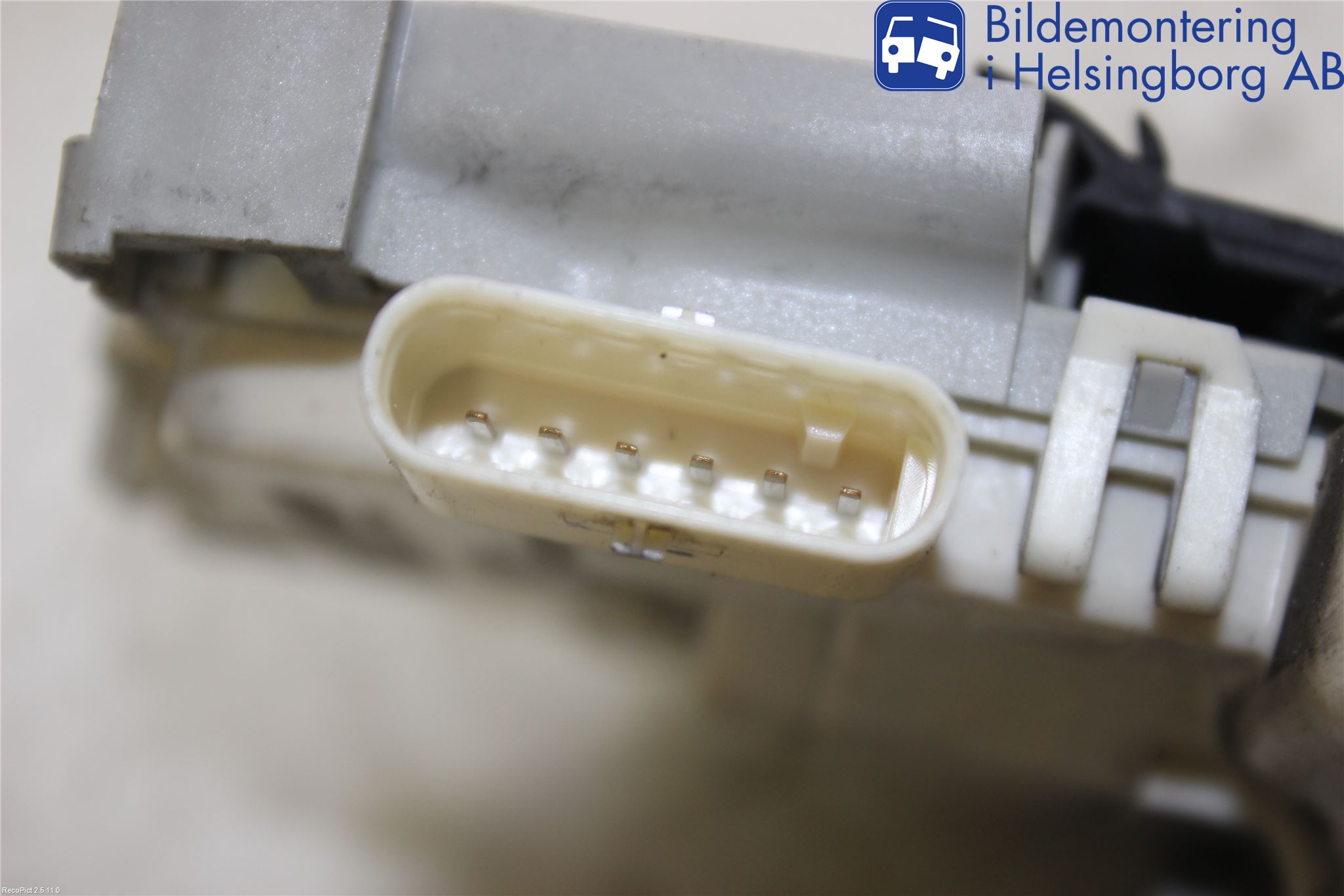 Audi A1/S1 11-18 Centrallåsmotor Höger