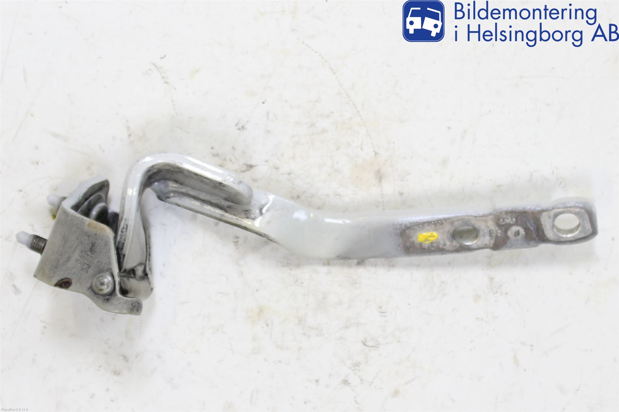 Audi A1/S1 11-18 Bakluckegångjärn Vä