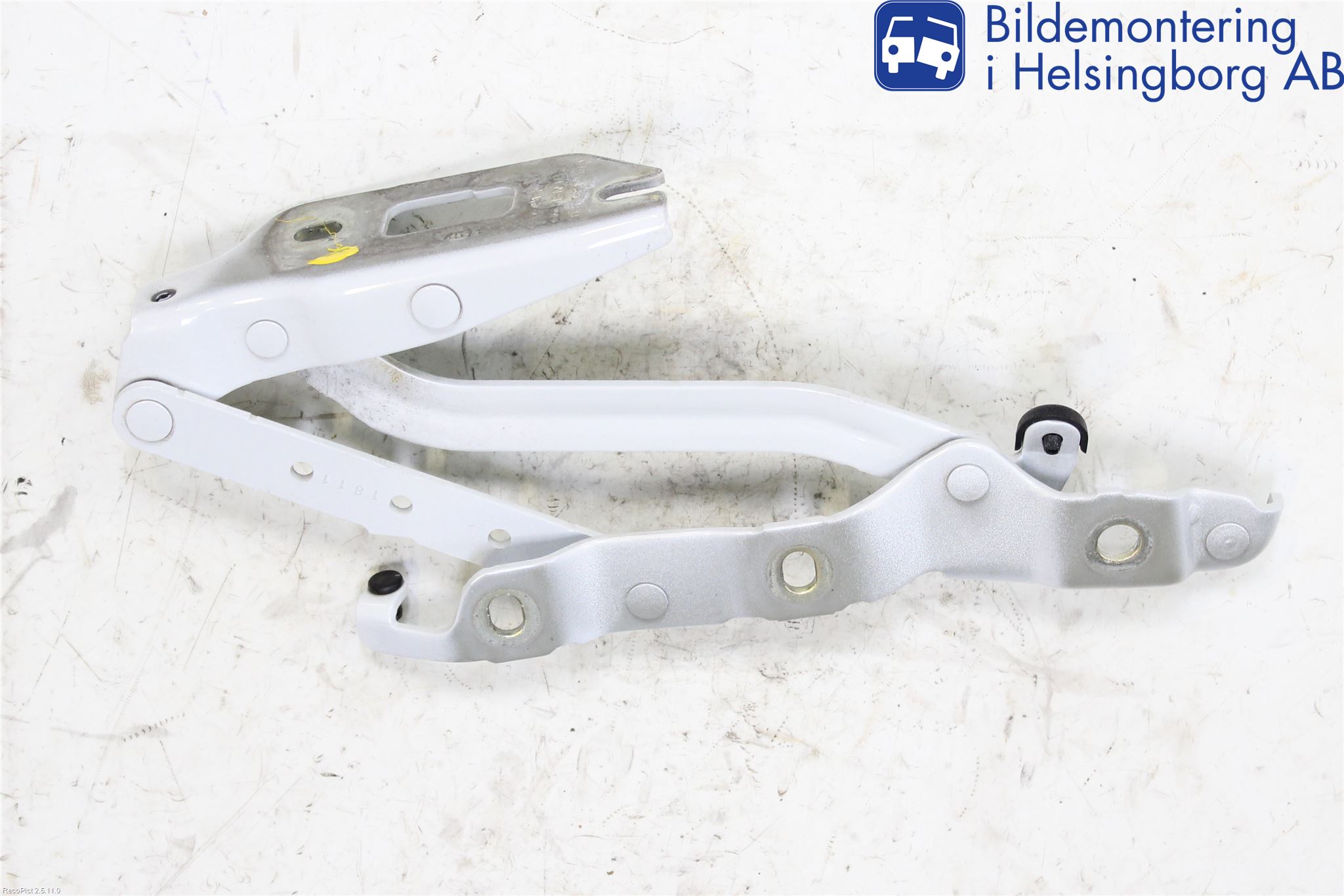 Audi A5 07-16 Bakluckegångjärn Vä