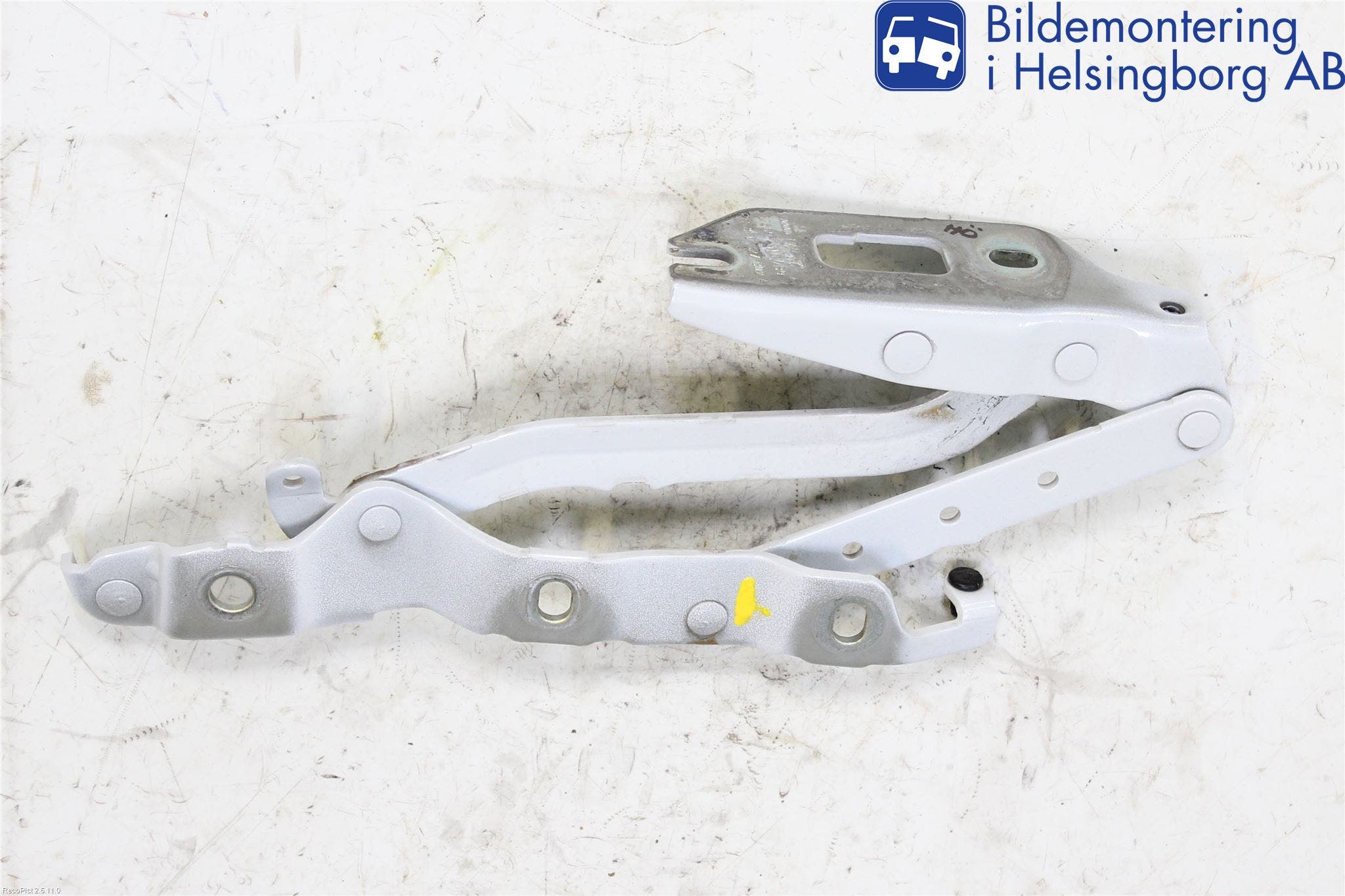 Audi A5 07-16 Bakluckegångjärn Hö