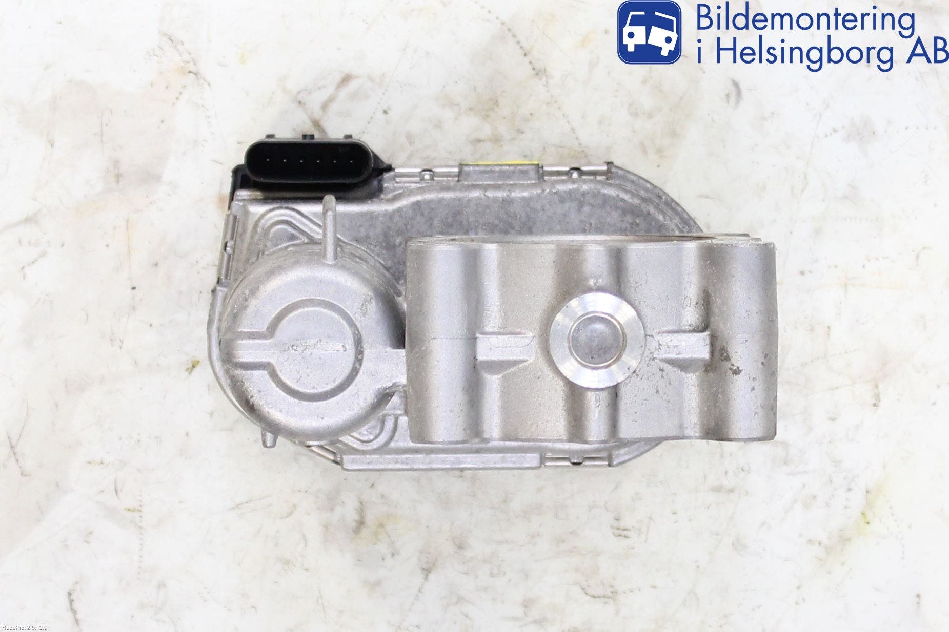 Mercedes-Benz MB CLA-KLASS (C117/X117) 13-19 Injspjällhus