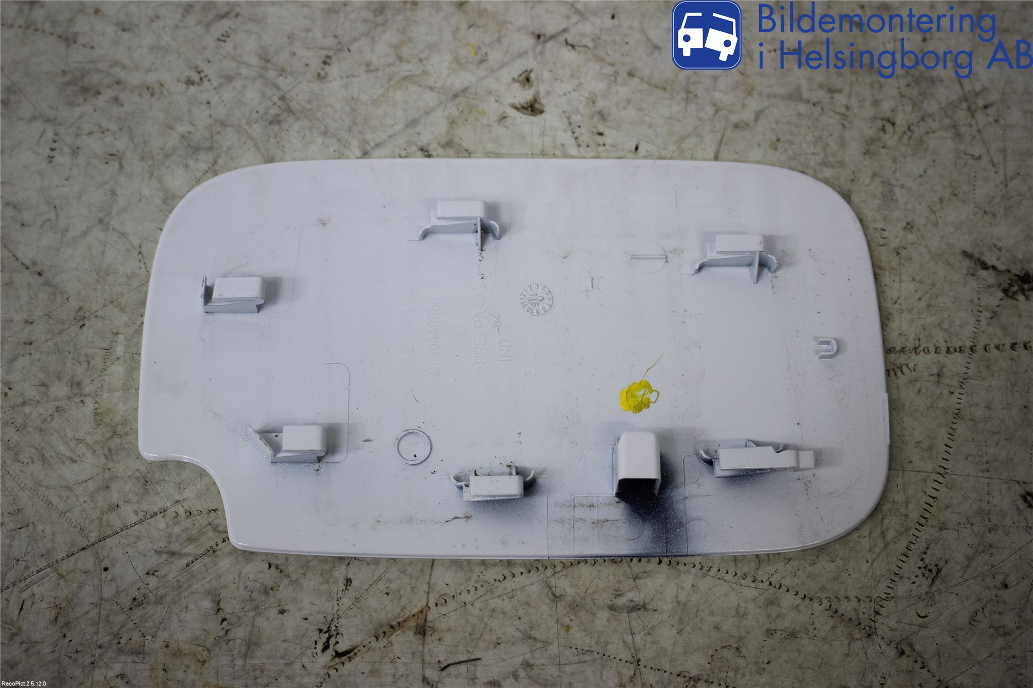 Peugeot PARTNER 16-18 Tanklucka