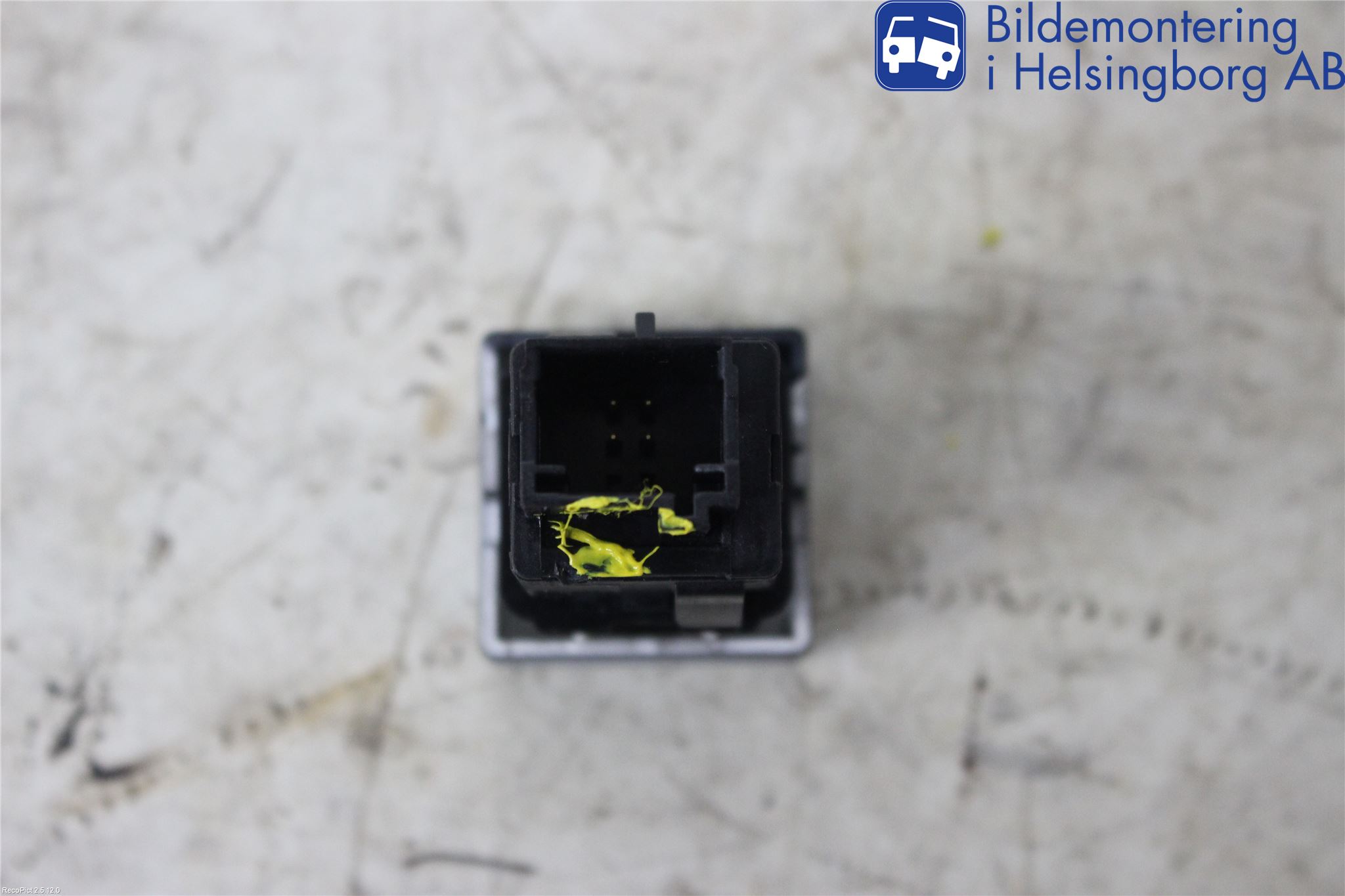 Peugeot PARTNER 16-18 Strömställare Övrigt