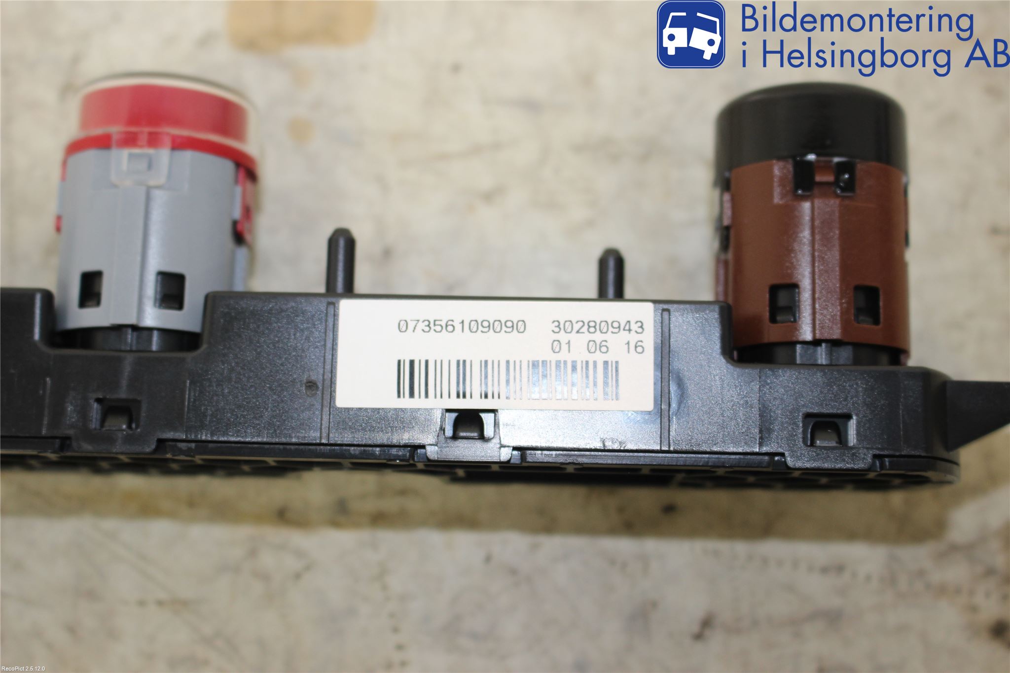 Fiat 500X 15- Strömställare Airbag Passagerare