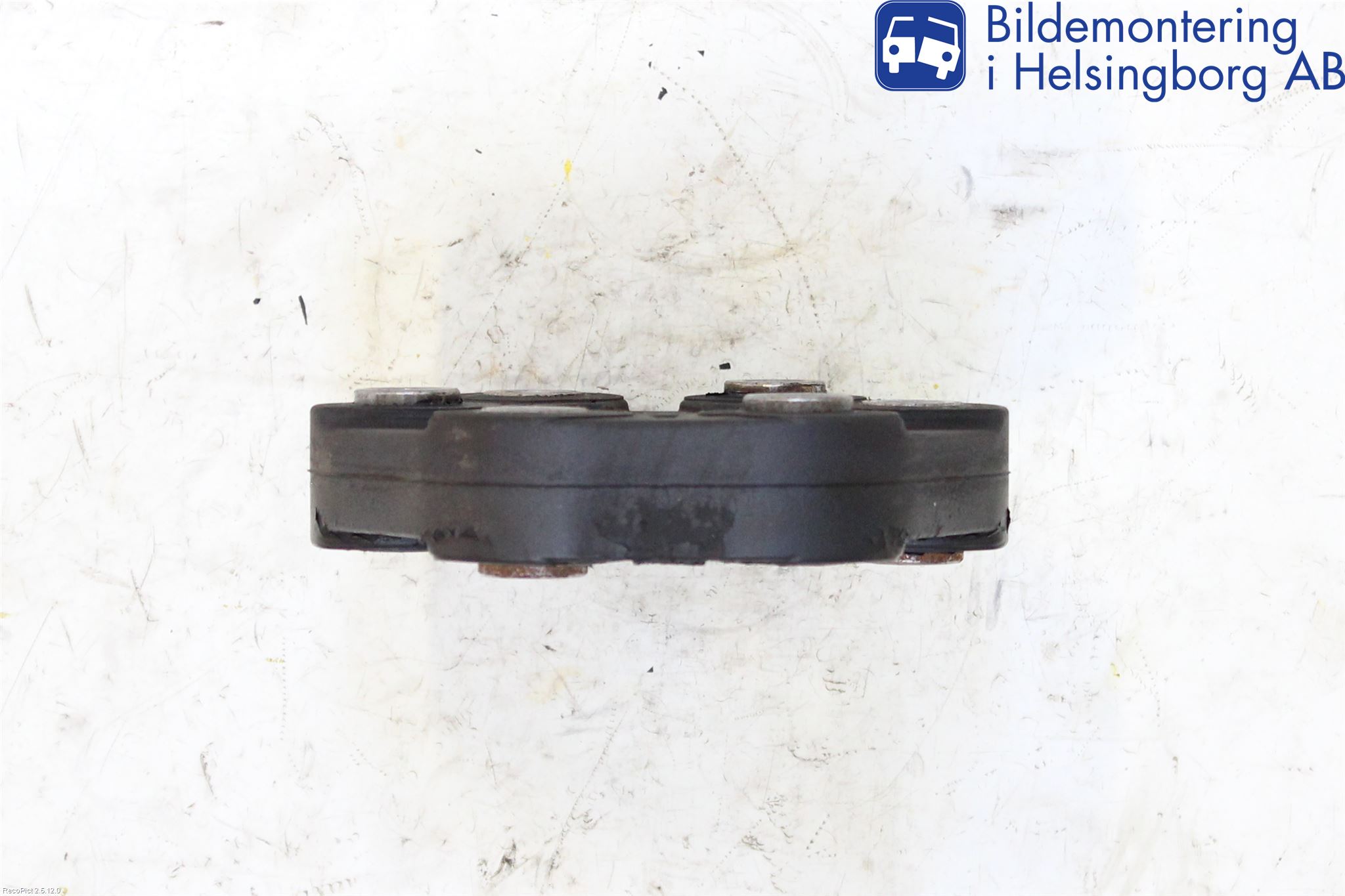 Mercedes-Benz MB C-KLASS (W205) 14-21 Mellanaxel Gummiknut