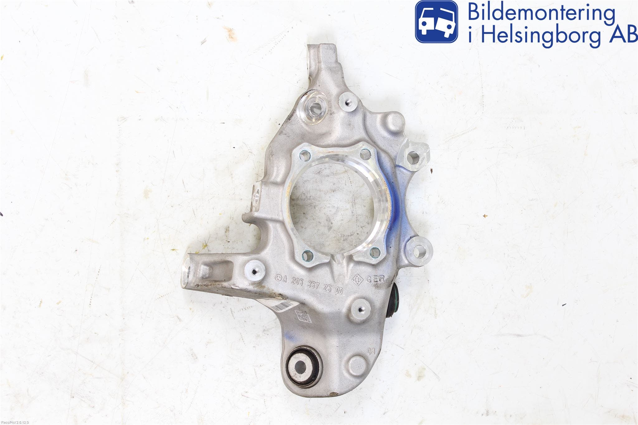 Mercedes-Benz MB C-KLASS (W205) 14-21 Hjullagerhus-Spindel Vä B