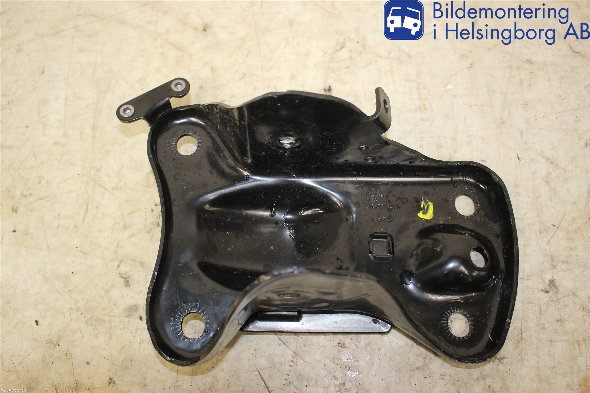 Audi Q2/SQ2 17- Bärarm Bak Vänster