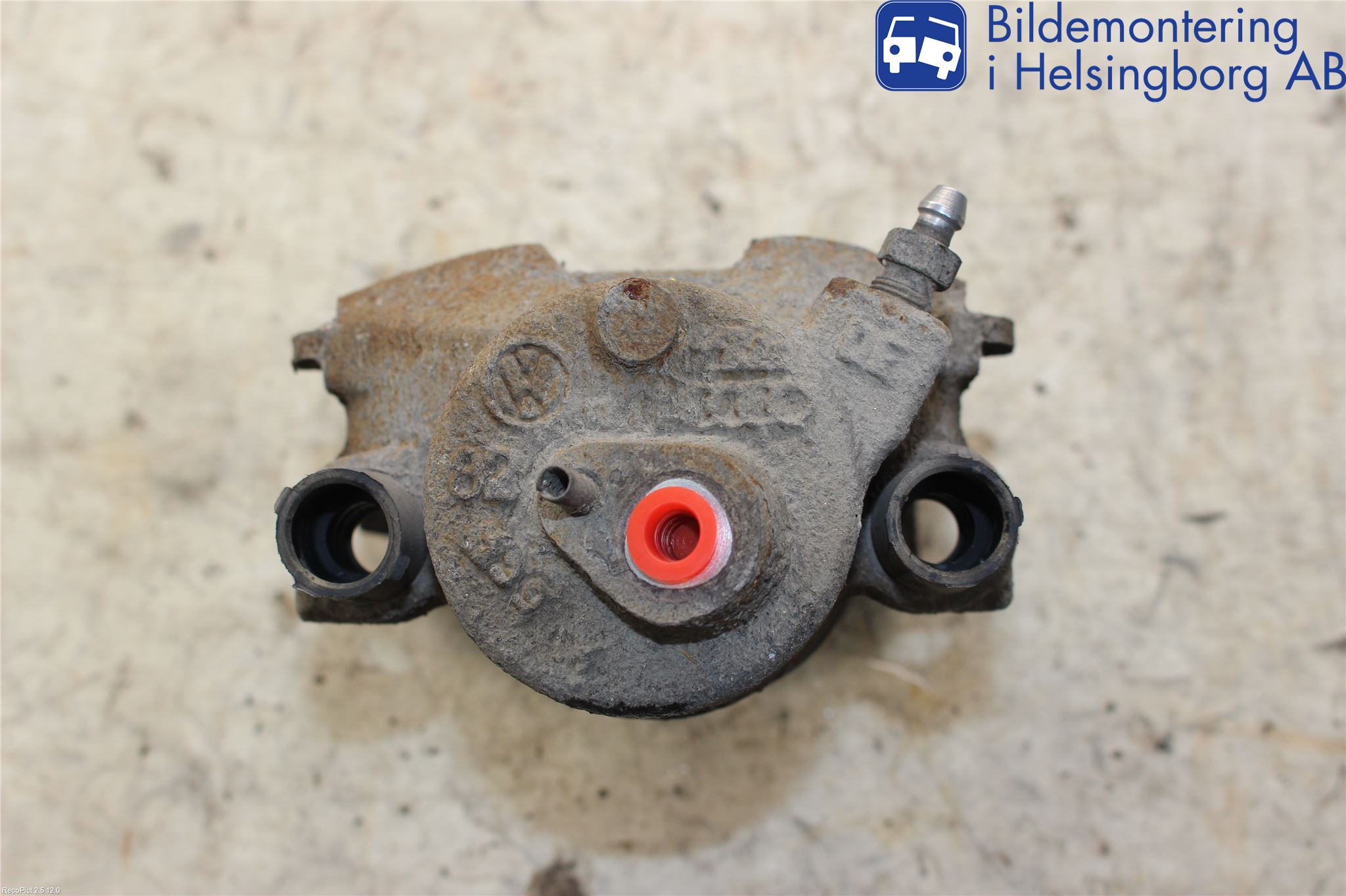 Volkswagen VW CADDY 11-15 Bromsok Fram Höger