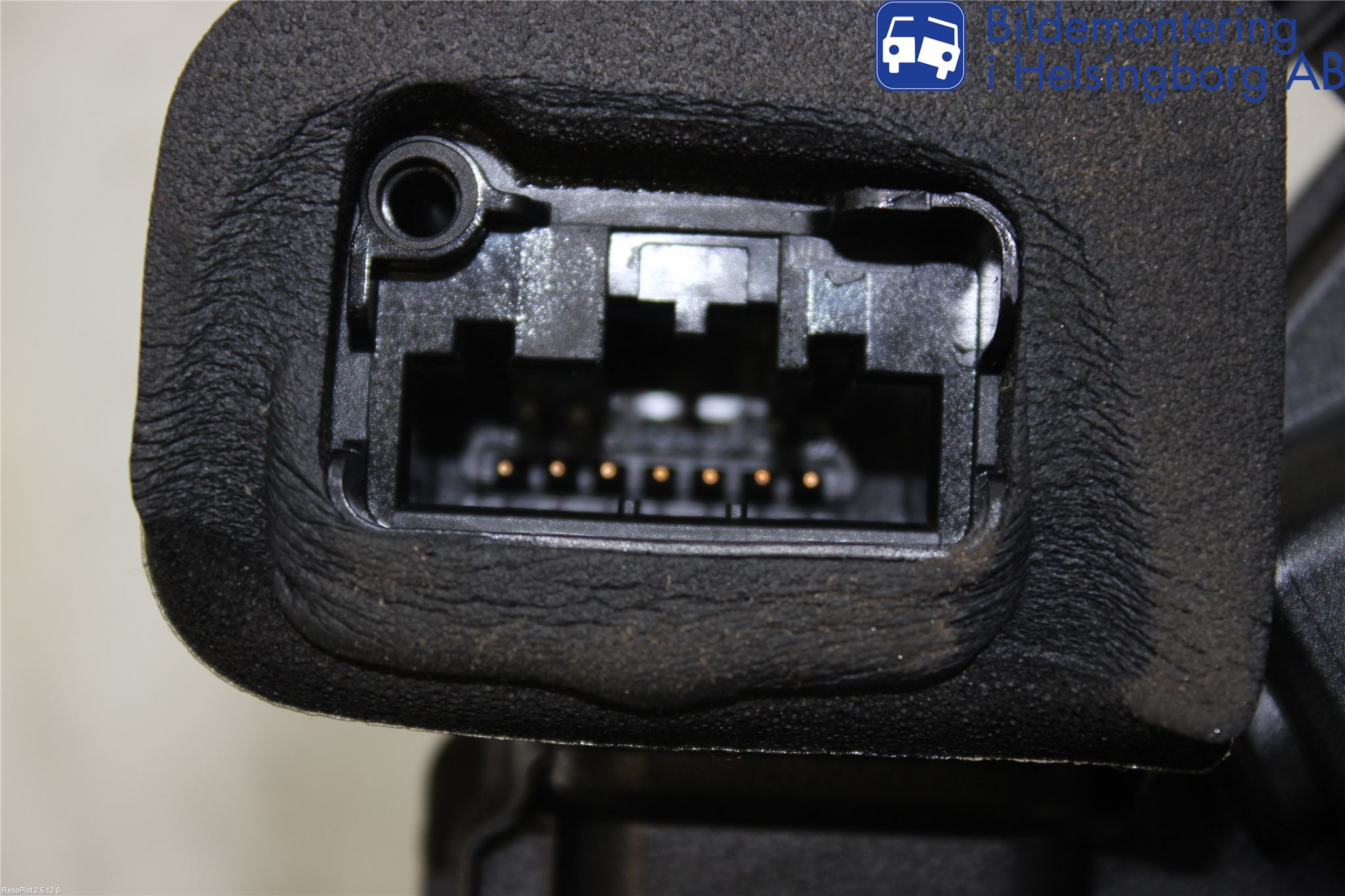 Skoda RAPID Centrallåsmotor Vänster