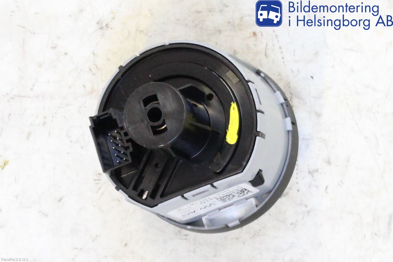 Skoda RAPID Strömställare Ljus