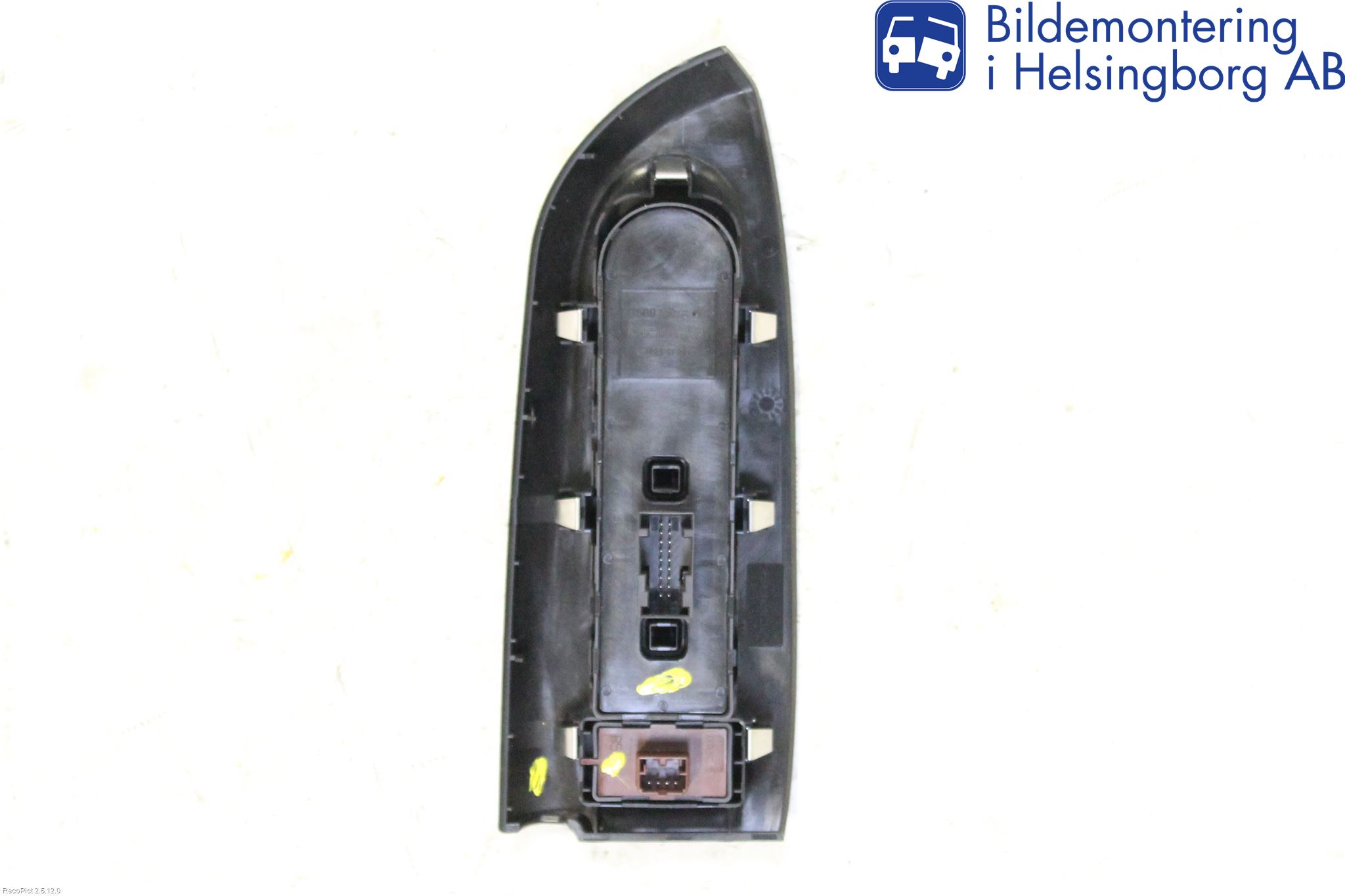 Fiat 500X 15- Strömställare Elhiss