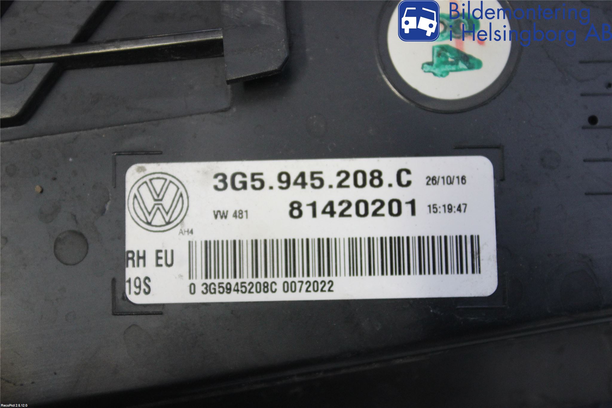 Volkswagen VW PASSAT 15-19 Bakljus Höger