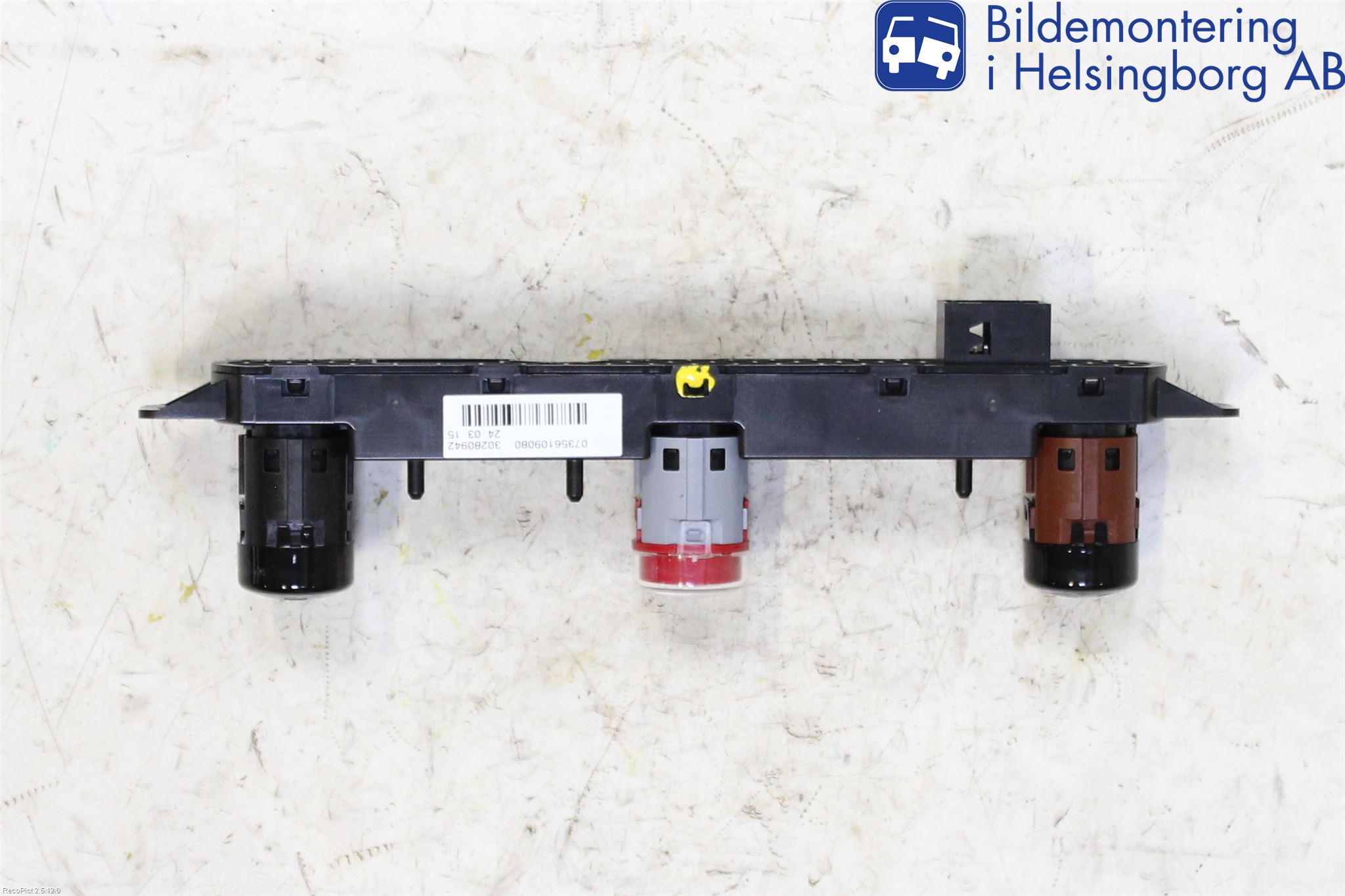 Fiat 500X 15- Strömställare Varnings