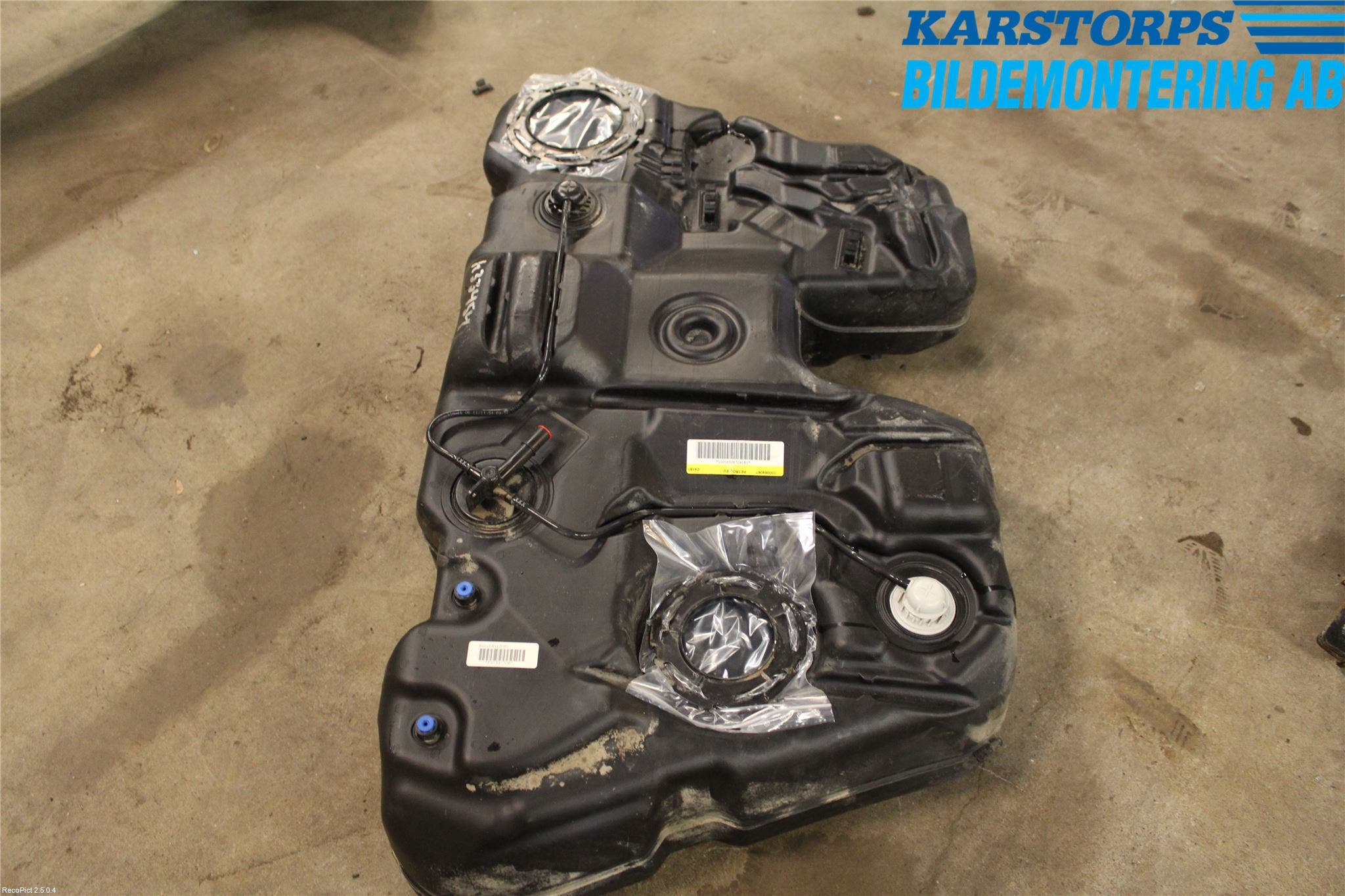 Volvo V60 11-13 Bränsletank Insprutning