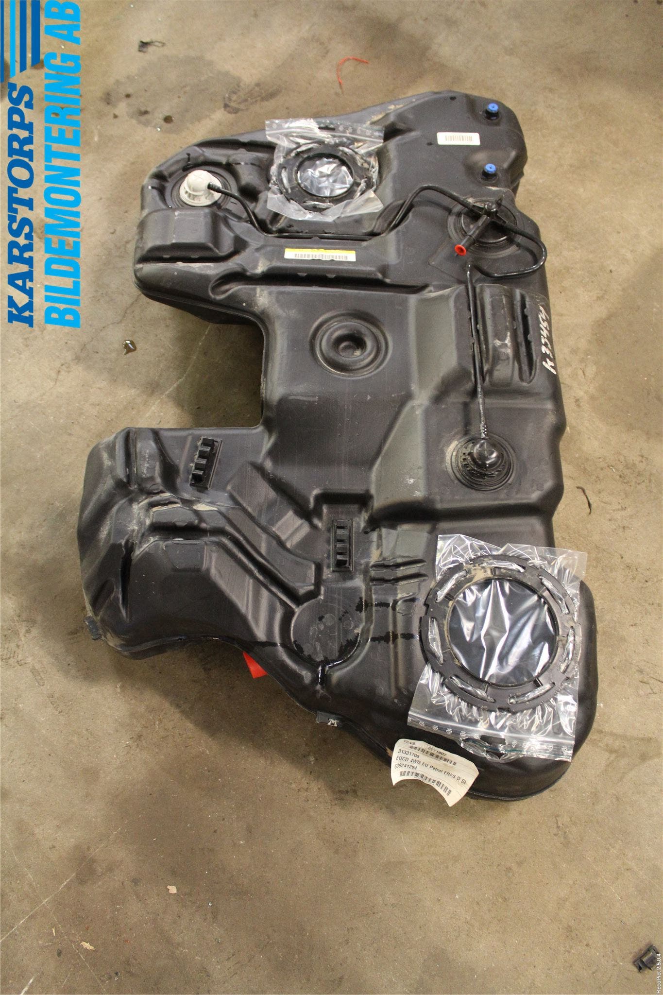 Volvo V60 11-13 Bränsletank Insprutning