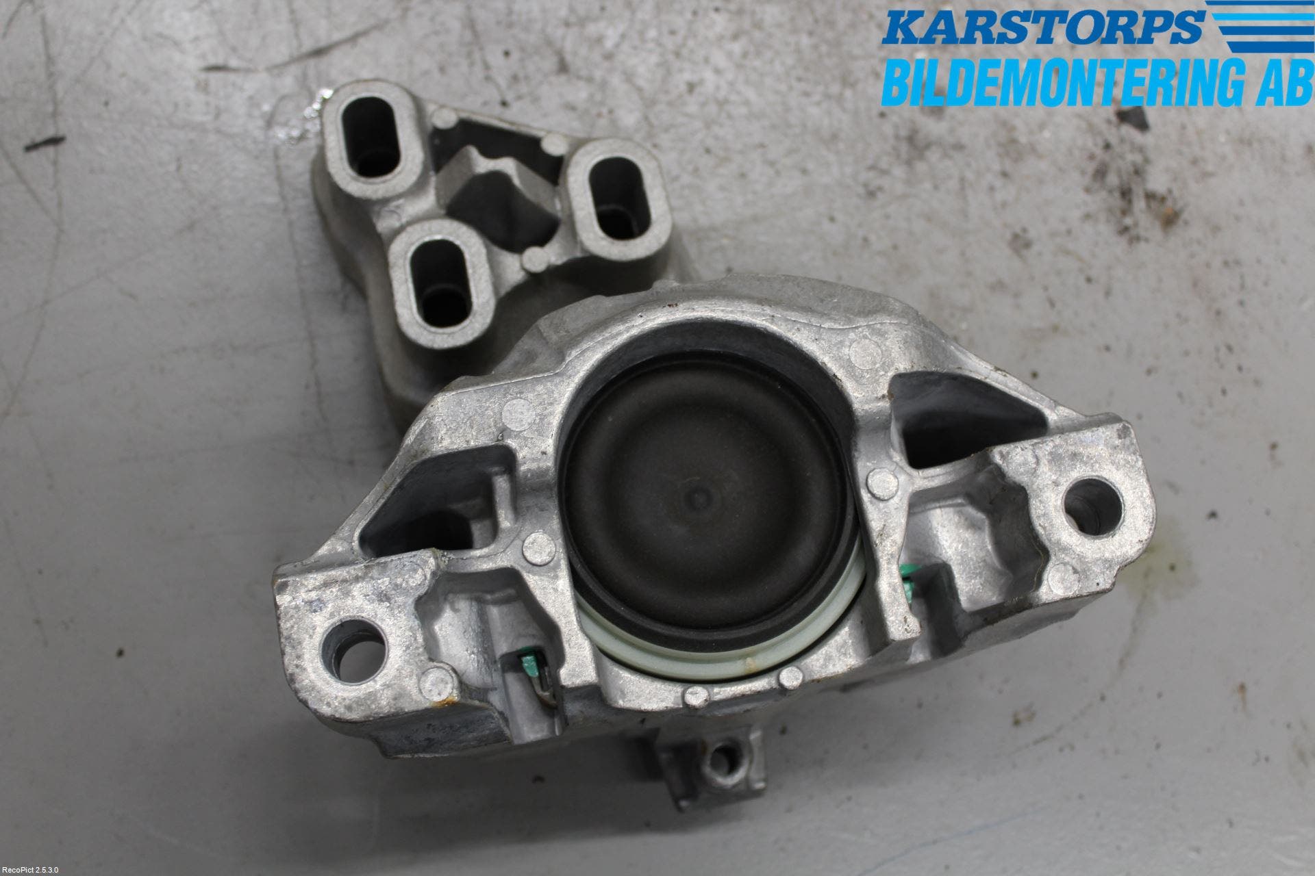 Mercedes-Benz MB A-KLASS (W176) 13-18 Motorkudde