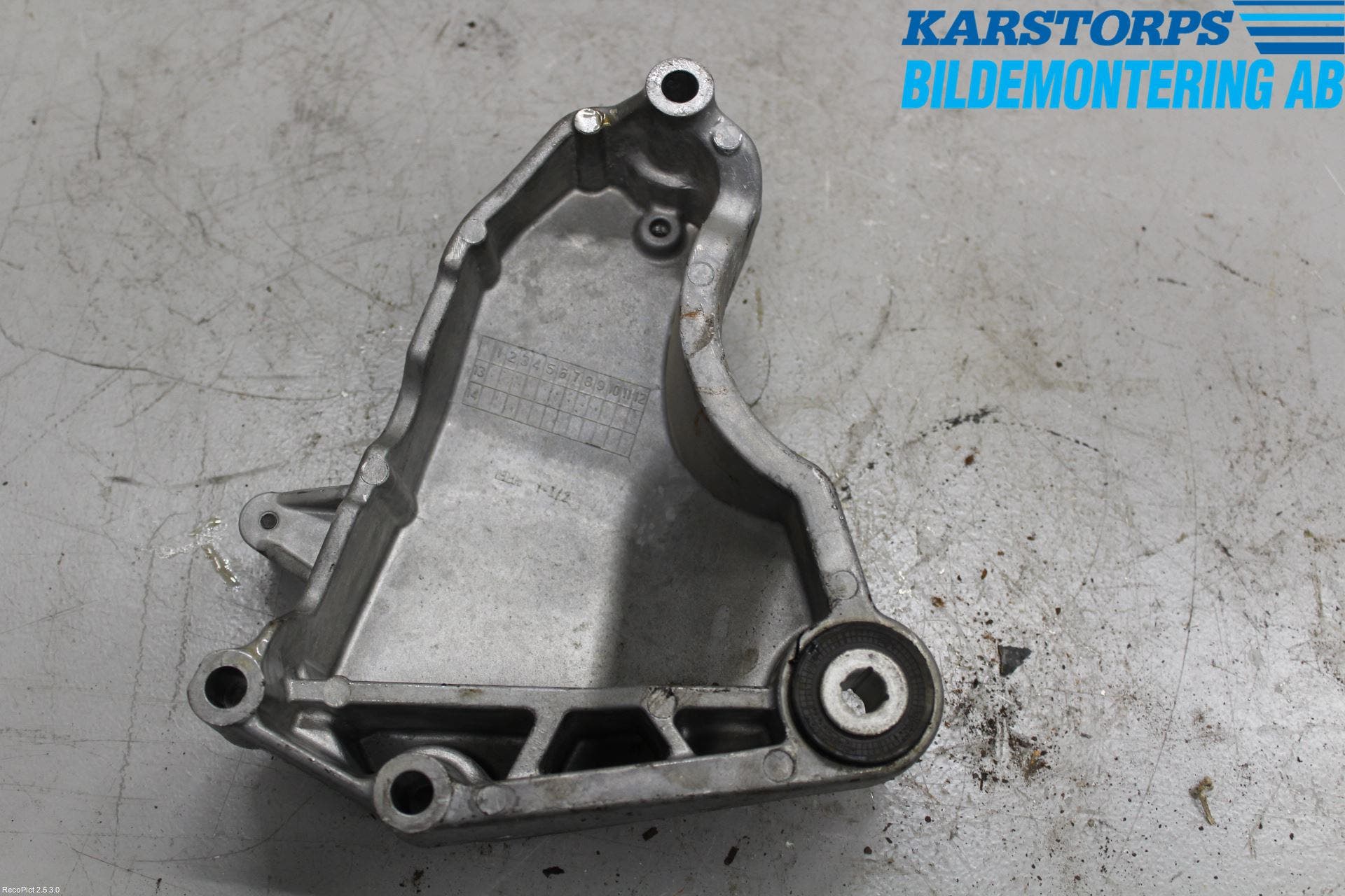 Mercedes-Benz MB A-KLASS (W176) 13-18 Motorfäste