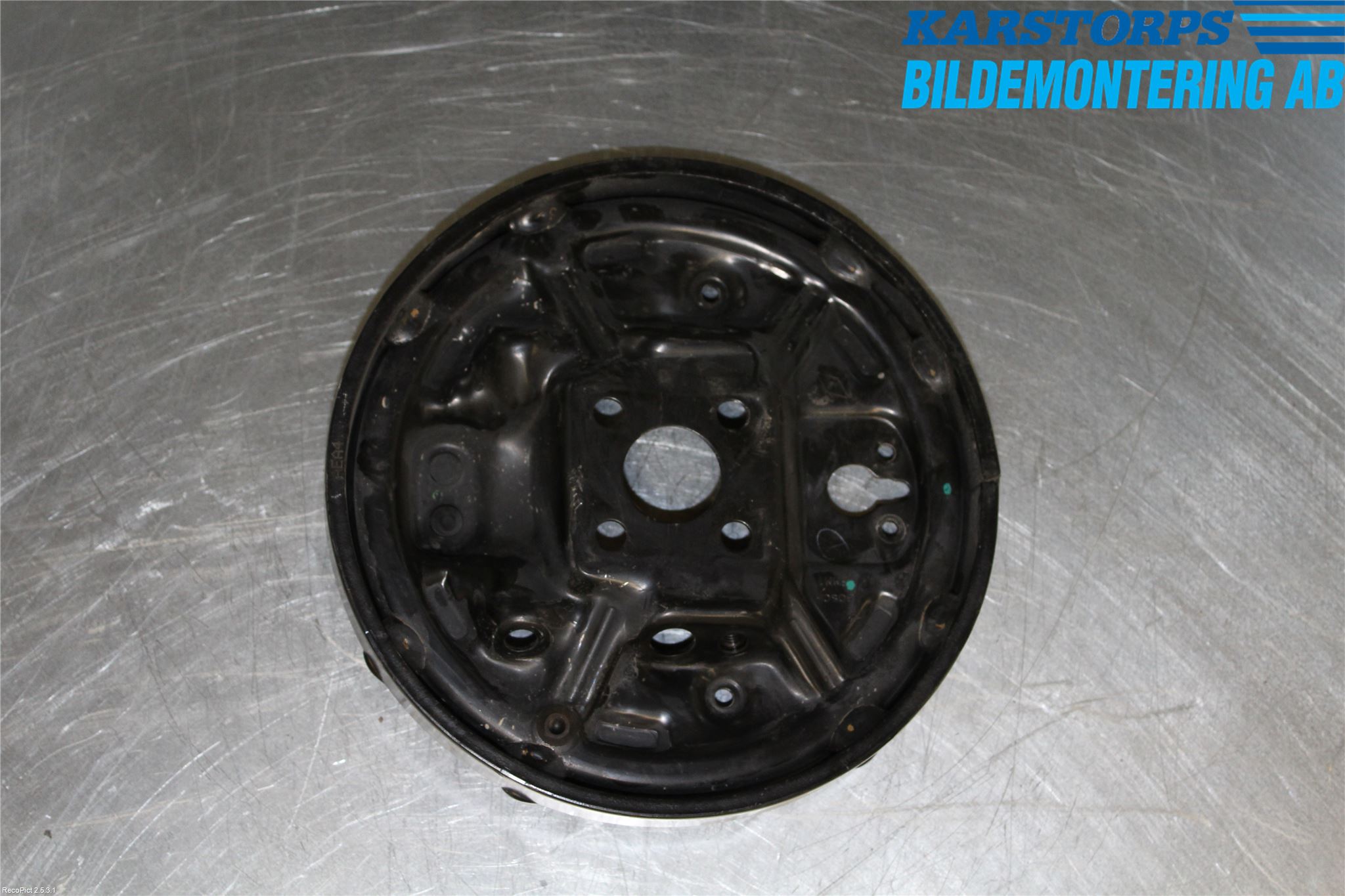 Nissan NOTE E12 14-20 Bromssköld Bak