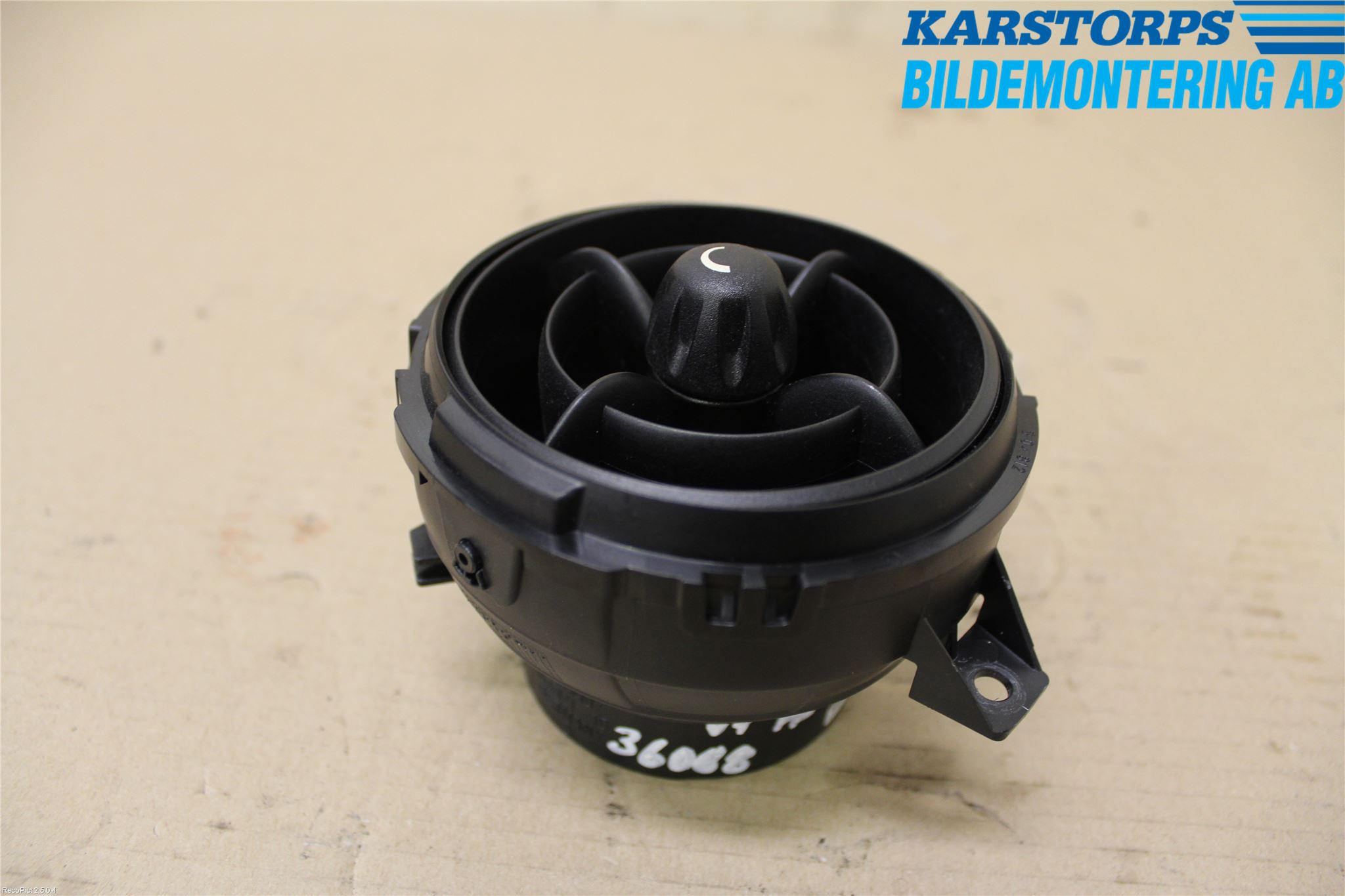 Mini COUPE R56 05-14 Defrosterkanal-Munstycke