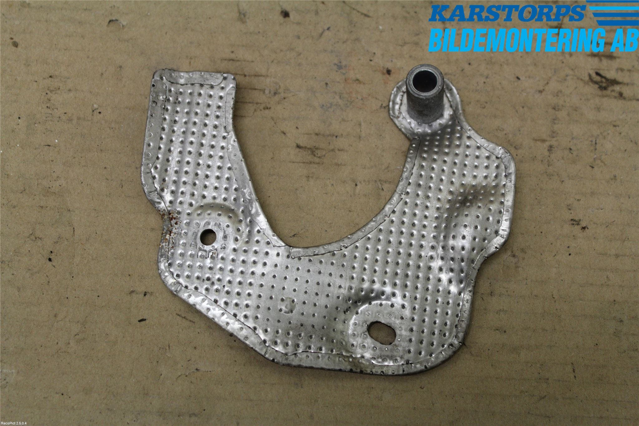 Volvo XC60 14-17 Avgas Förvärmningsplåt