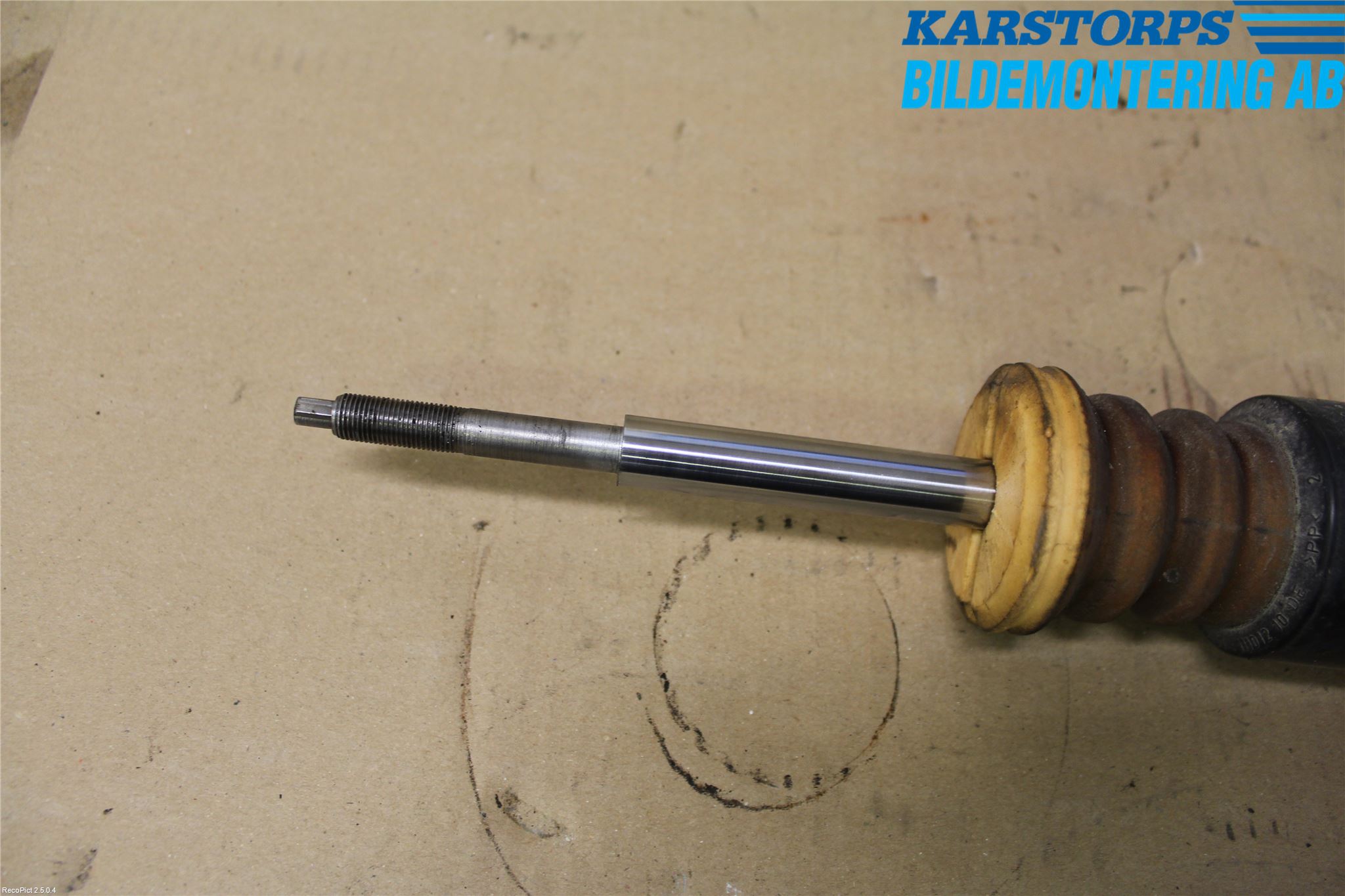 BMW 1 E87/81 5D/3D 03-11 Stötdämpare Bak