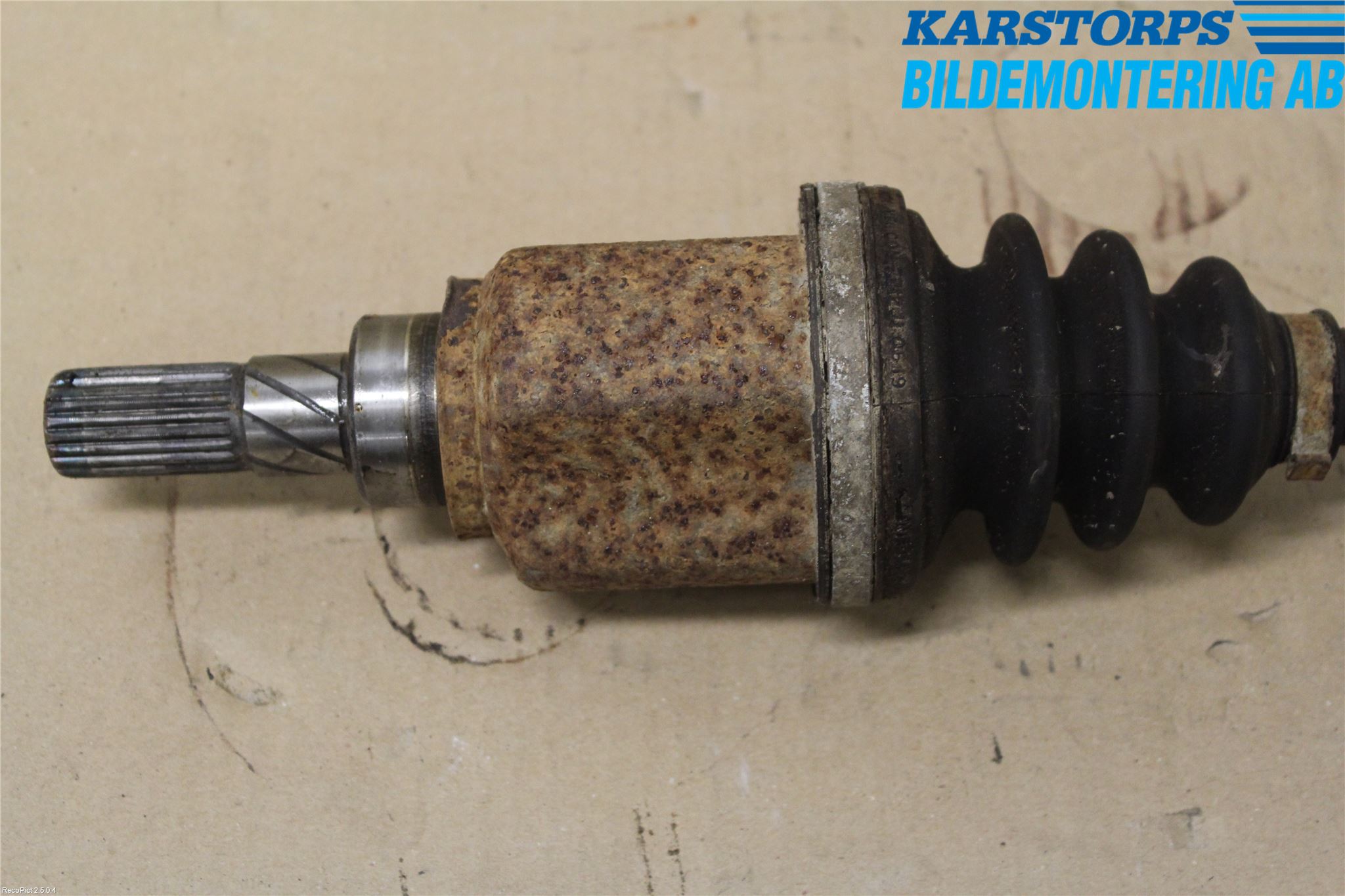Renault KANGOO I 03-08 Drivaxel Bak Vänster