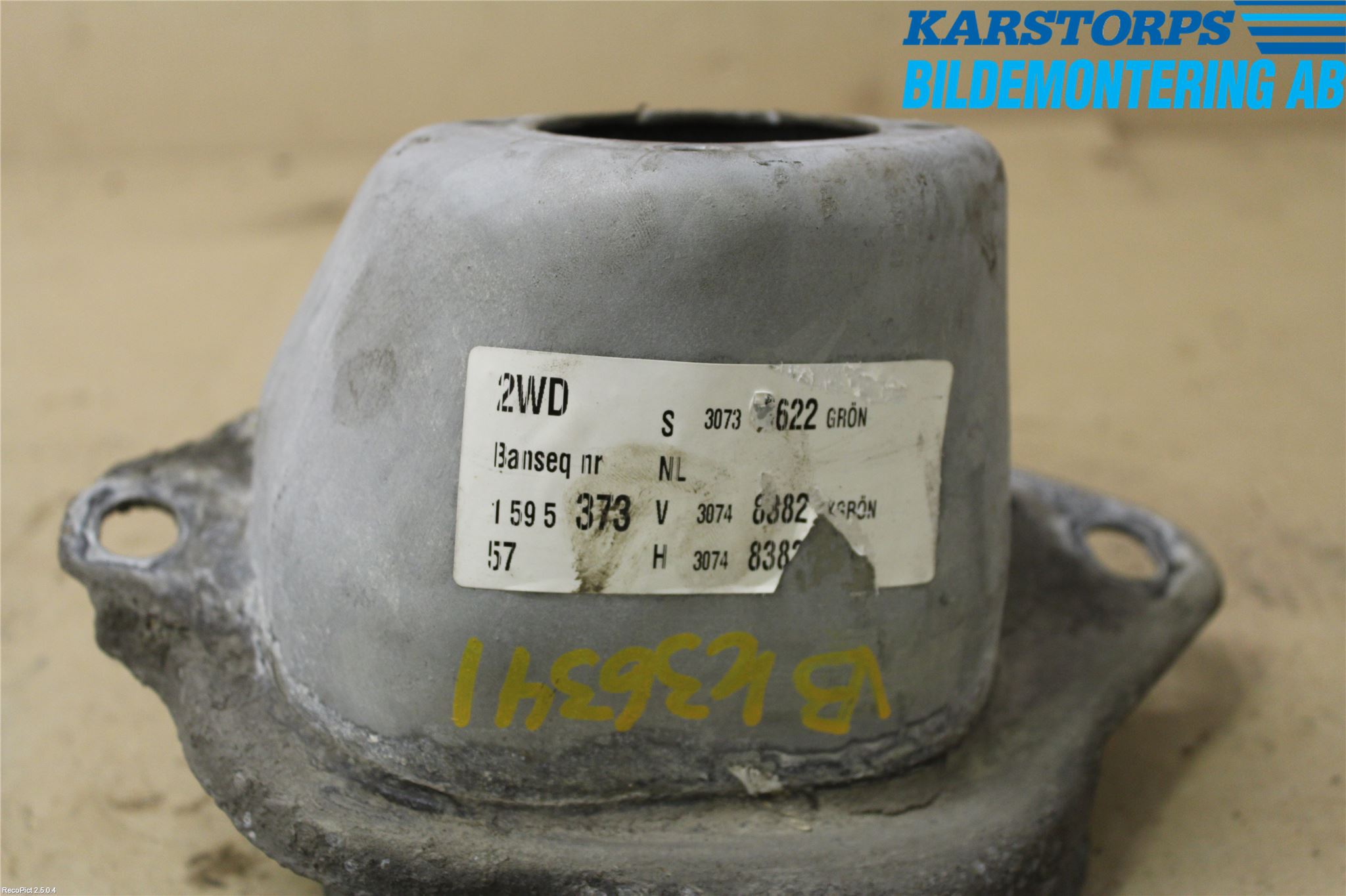 Volvo V70 05-08 Fjäderskål Bak