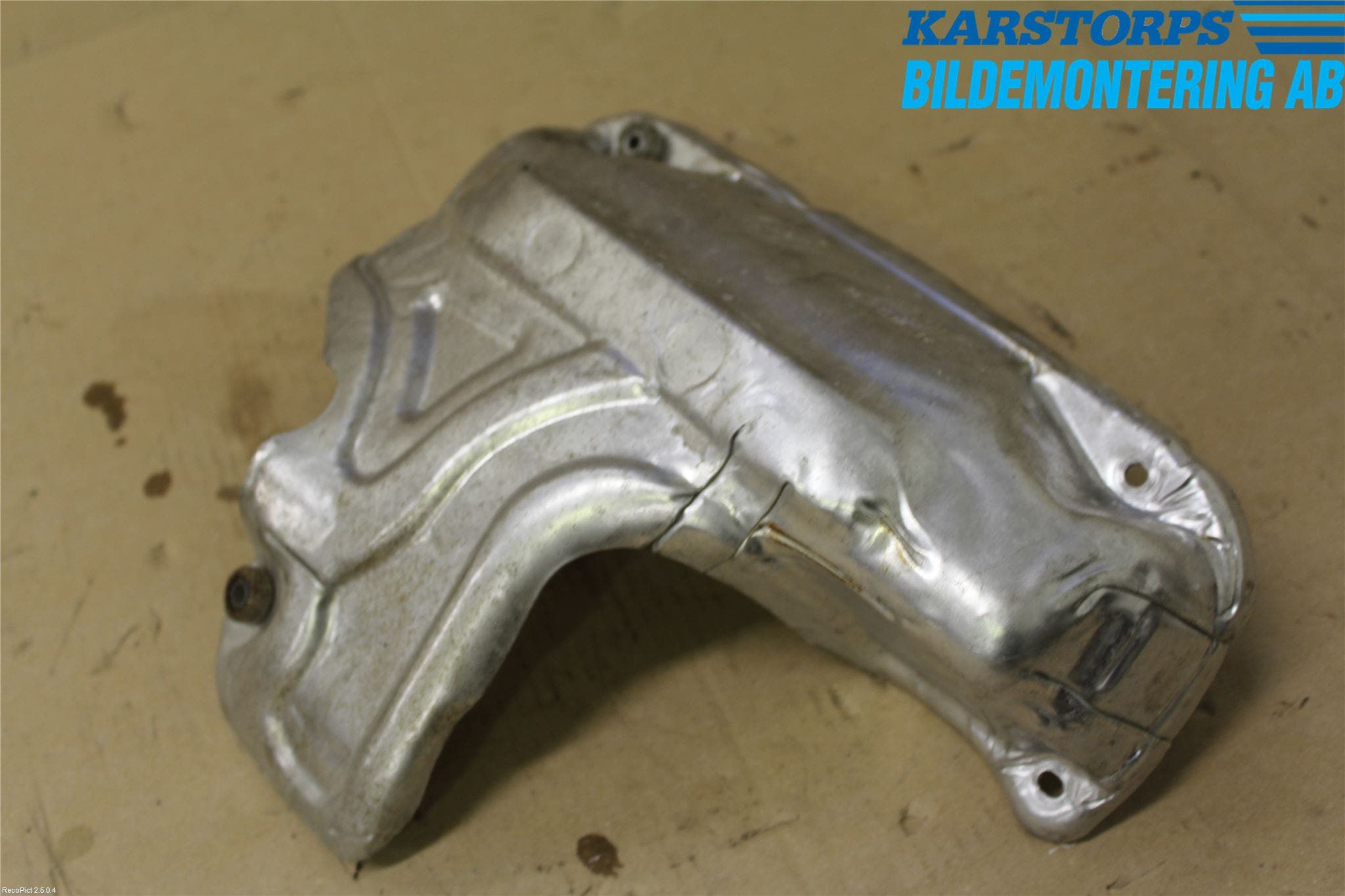 Volvo V70 14-16 Avgas Förvärmningsplåt