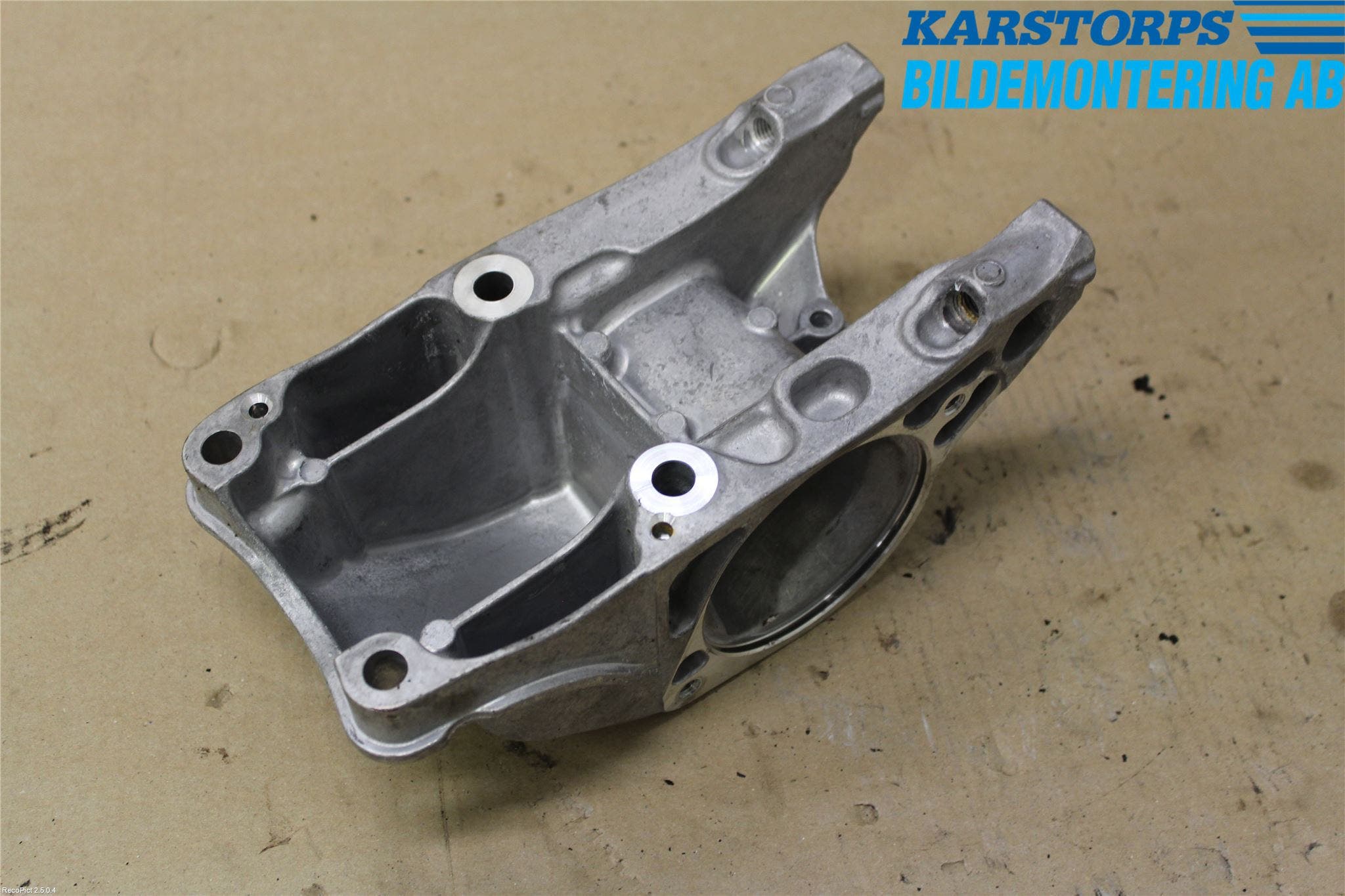 Mercedes-Benz MB A-KLASS (W176) 13-18 Motorfäste