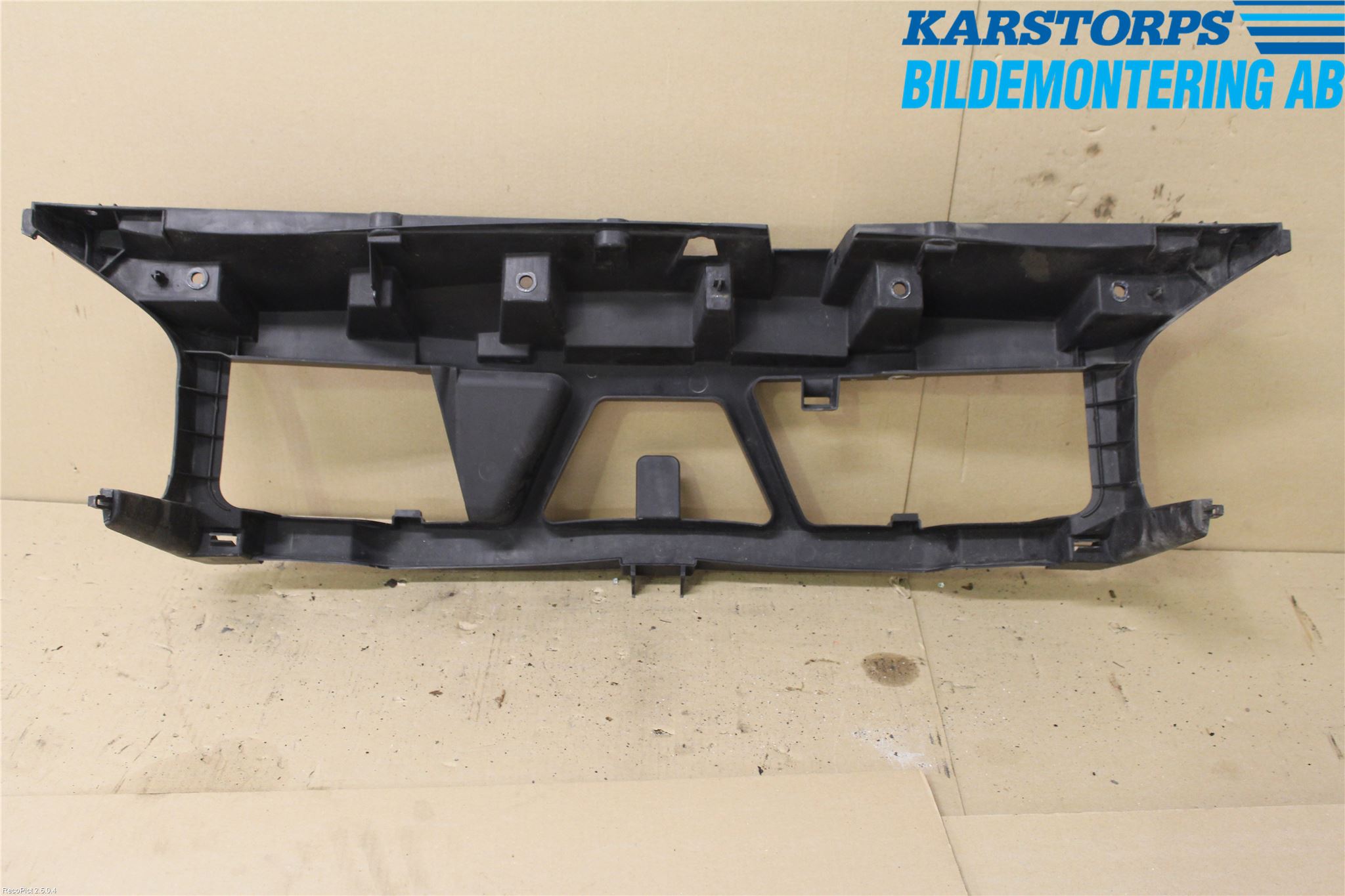 Renault SCÉNIC/GRAND 03-06 Front Huvlåsplåt-Balk