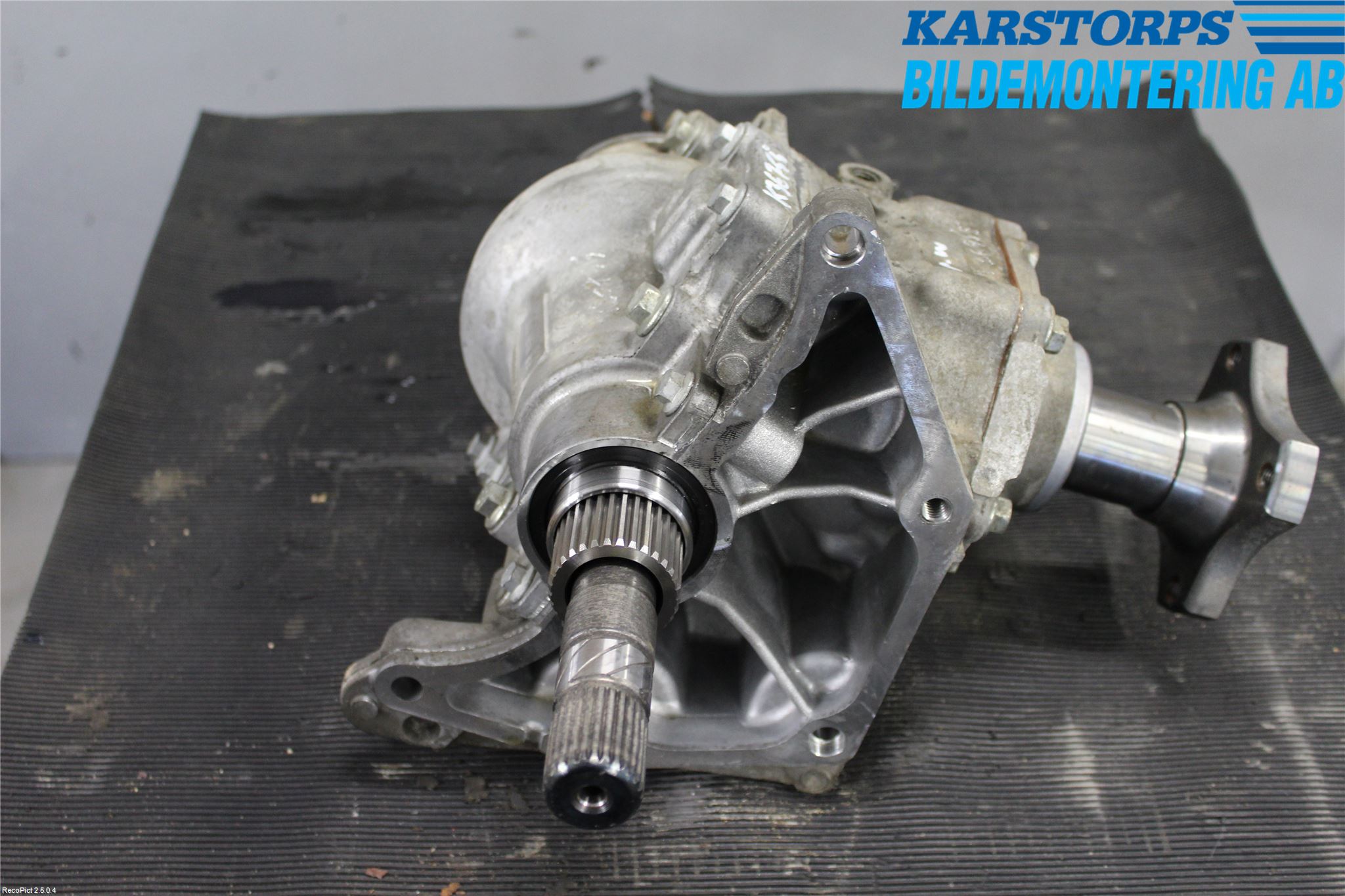 Dacia DUSTER 10-17 Växel Fördelningslåda