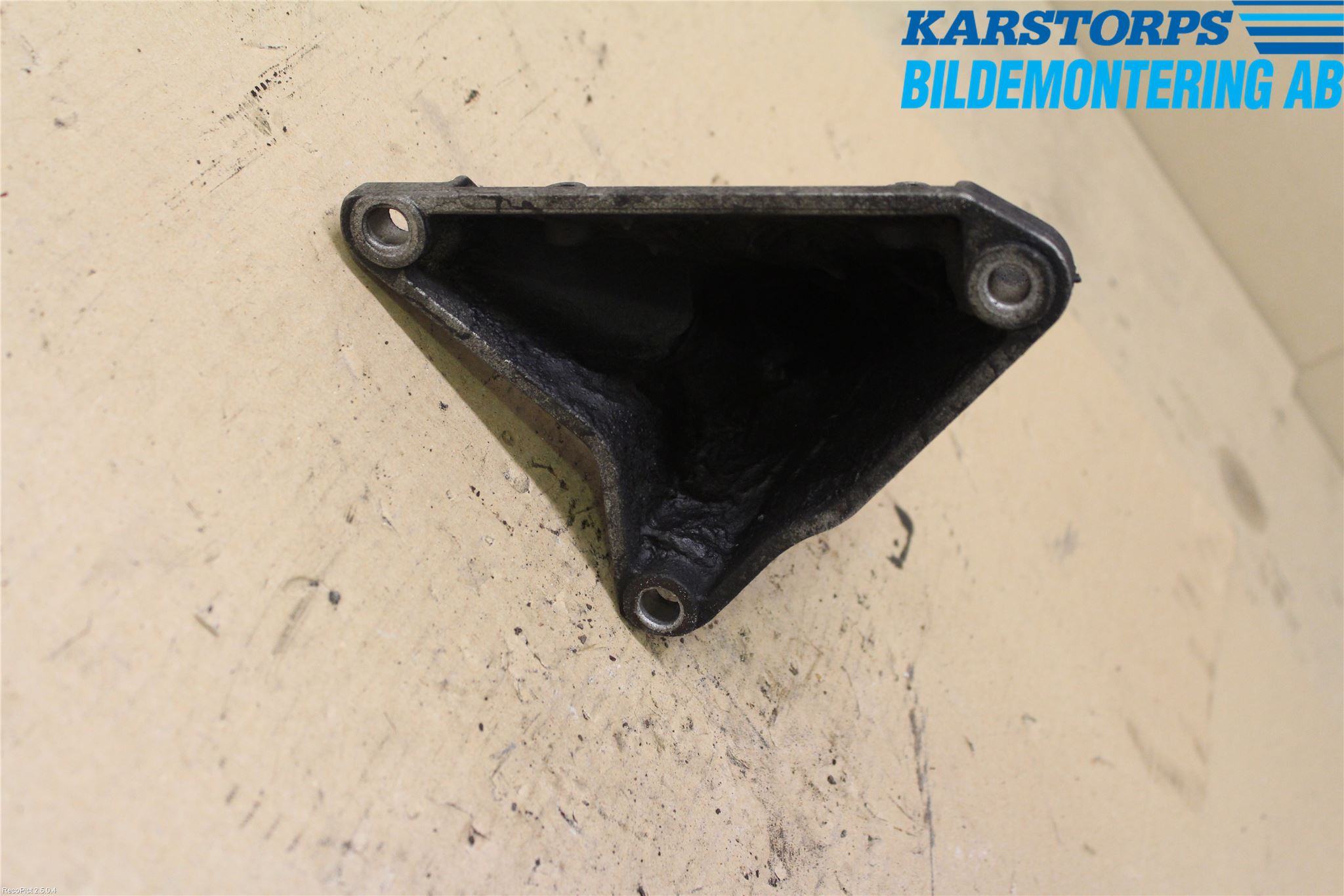 Volkswagen VW PASSAT 01-05 Motorfäste