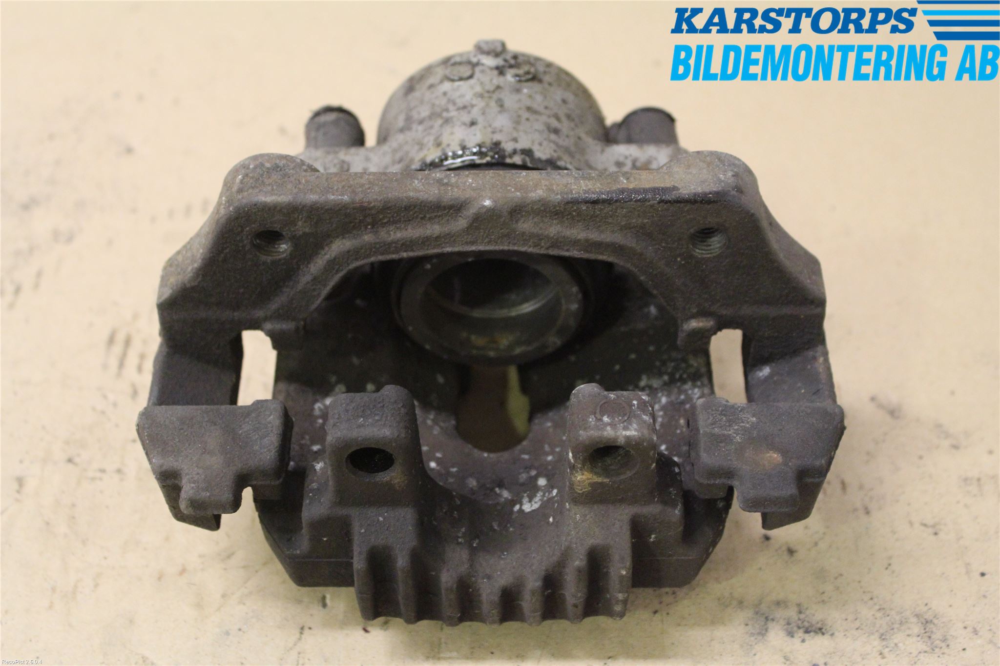 BMW 3 E90/91 SED/TOU 05-12 Bromsok Fram Vänster