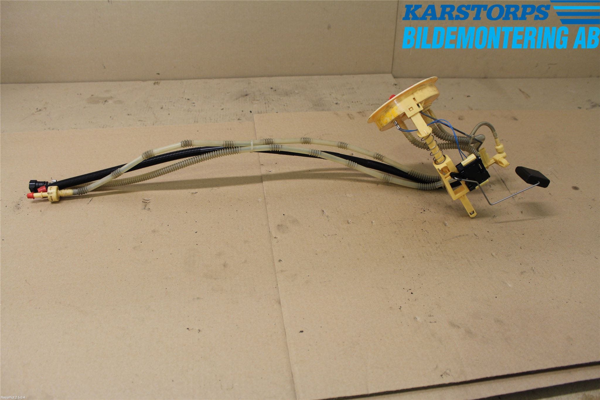 BMW 3 E90/91 SED/TOU 05-12 Givare Tank