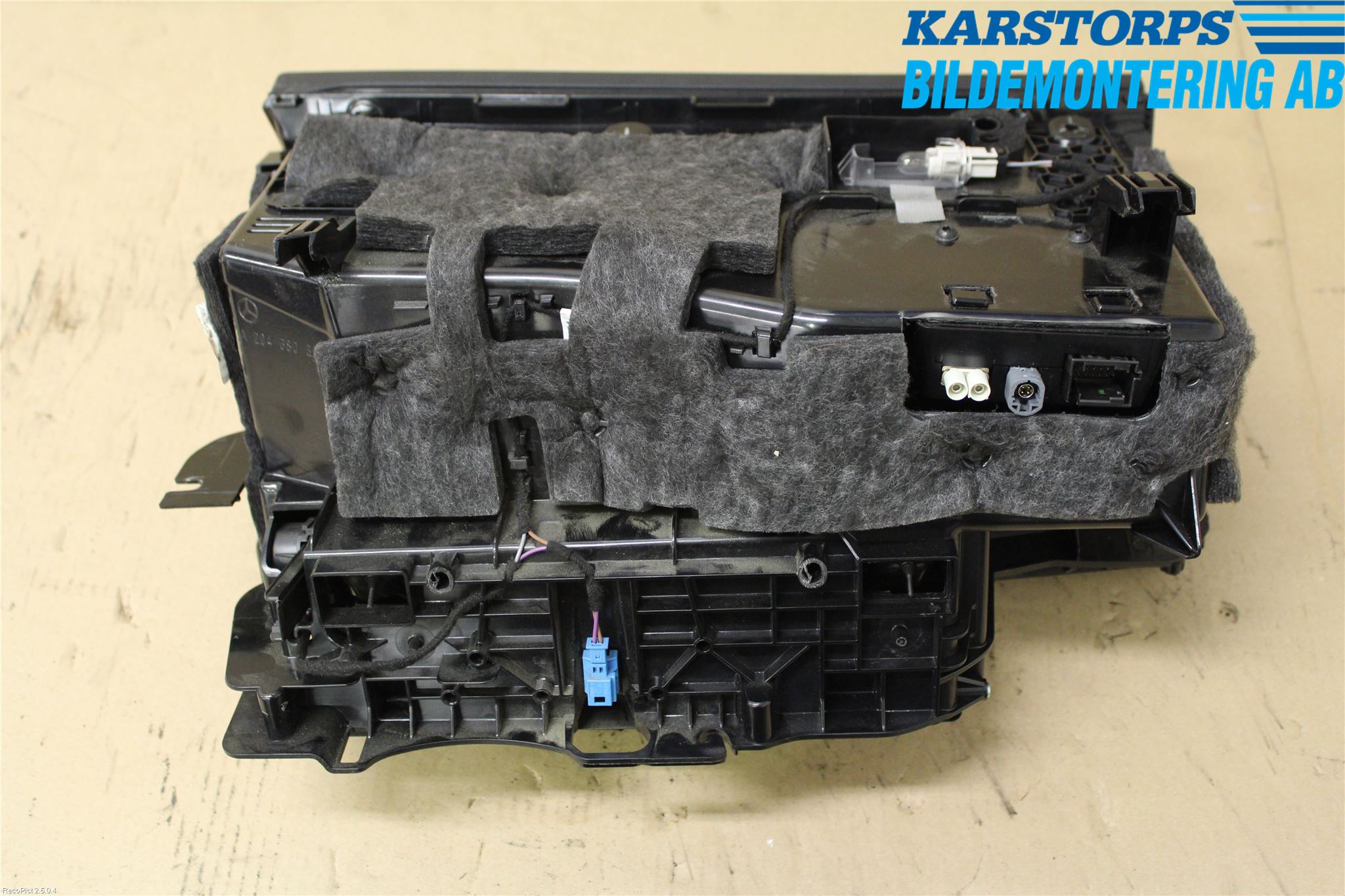 Mercedes-Benz MB C-KLASS (W204) 07-15 Handskfack