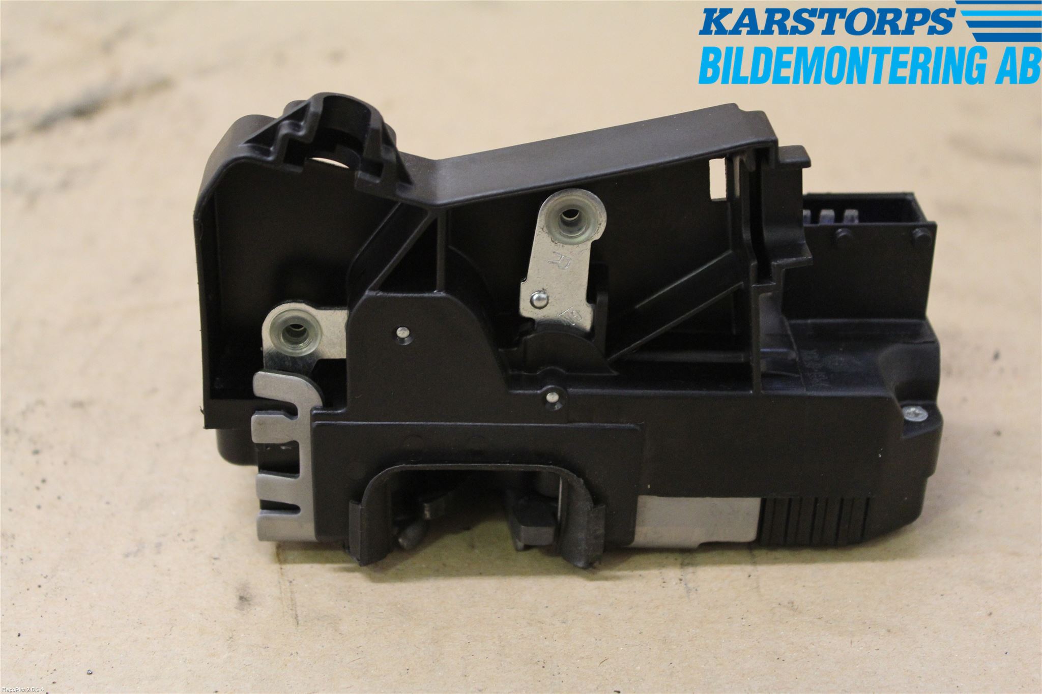 Renault TRAFIC   02-14 Låskista-Dörrlås