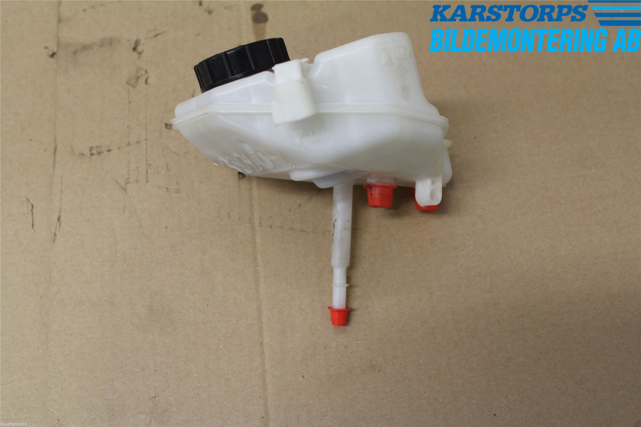 Volvo V60 11-13 Bromsvätskebehållare