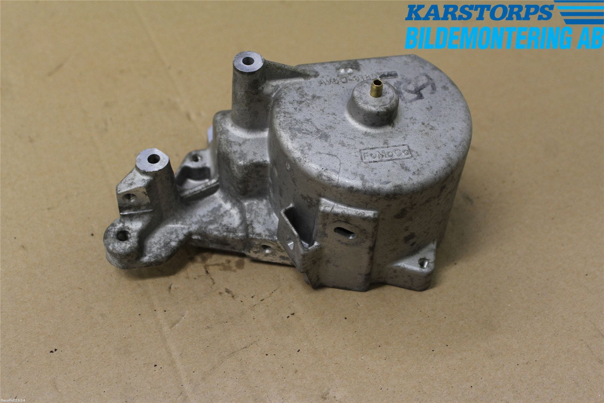 Volvo V60 11-13 Bränslefilter-Hållare