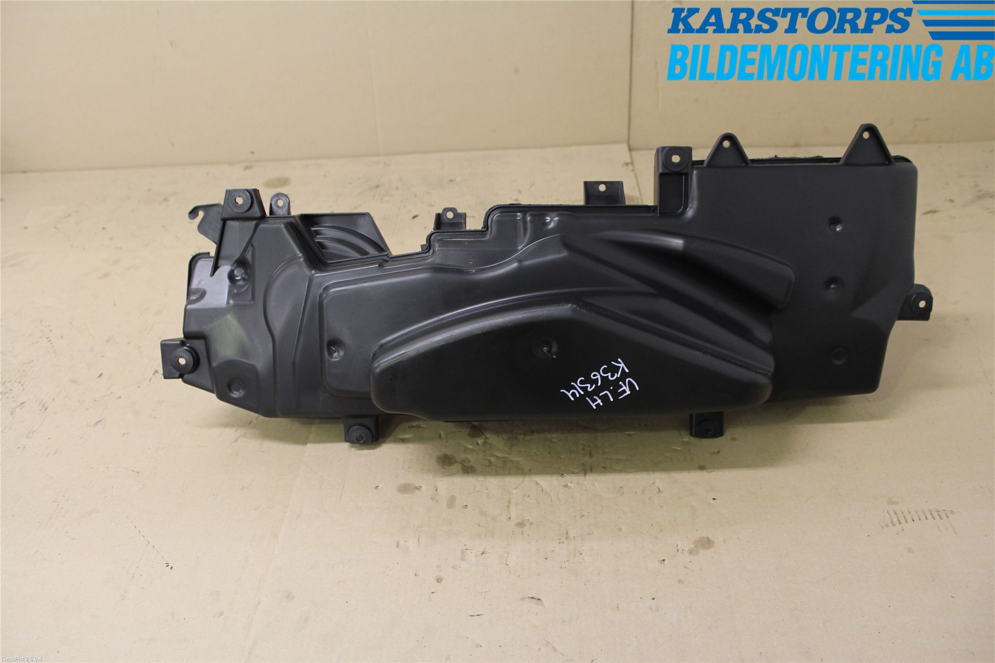 Audi A6/S6     05-11 Högtalare