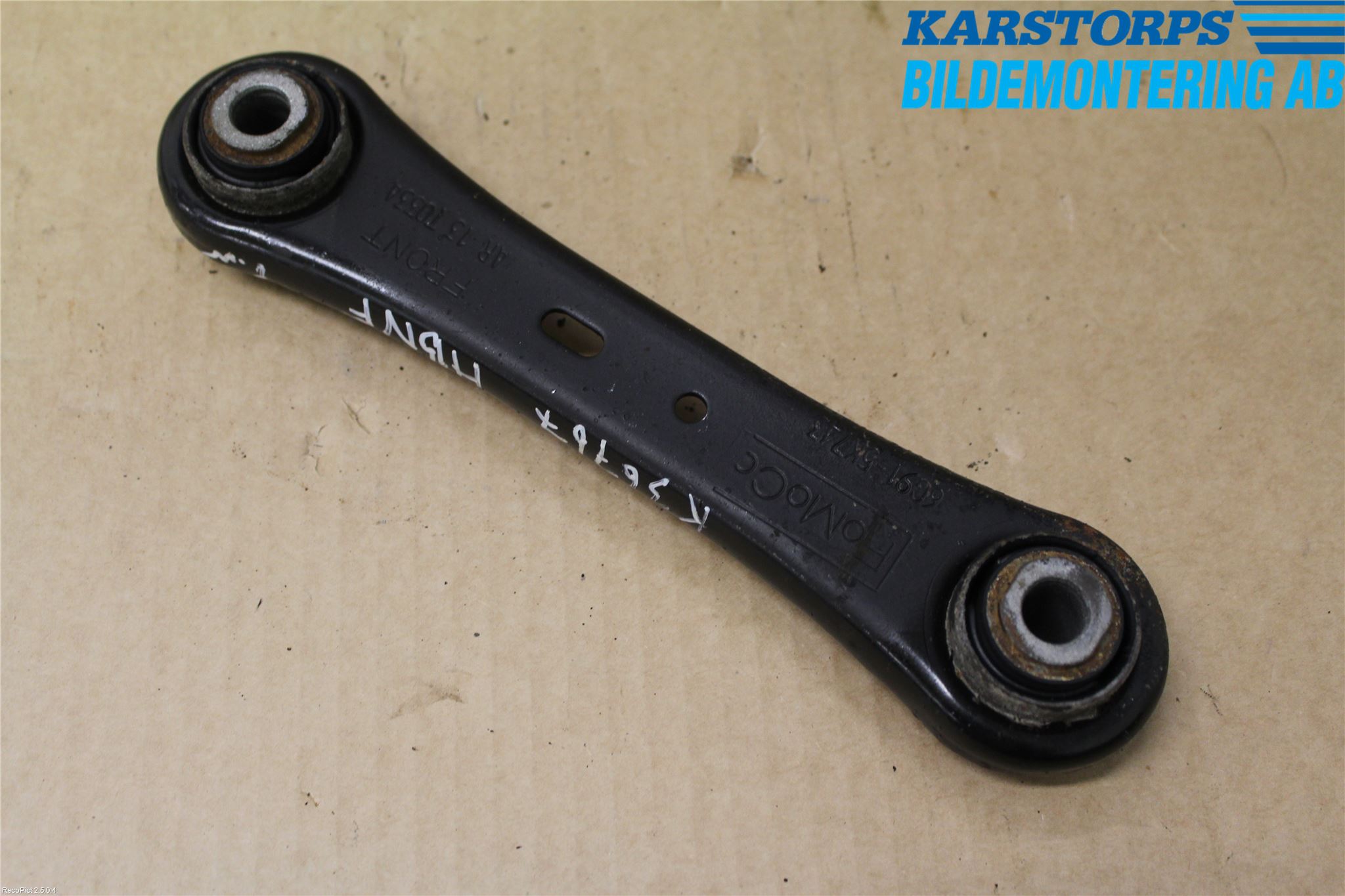 Volvo V60 14-18 Momentstag Bak